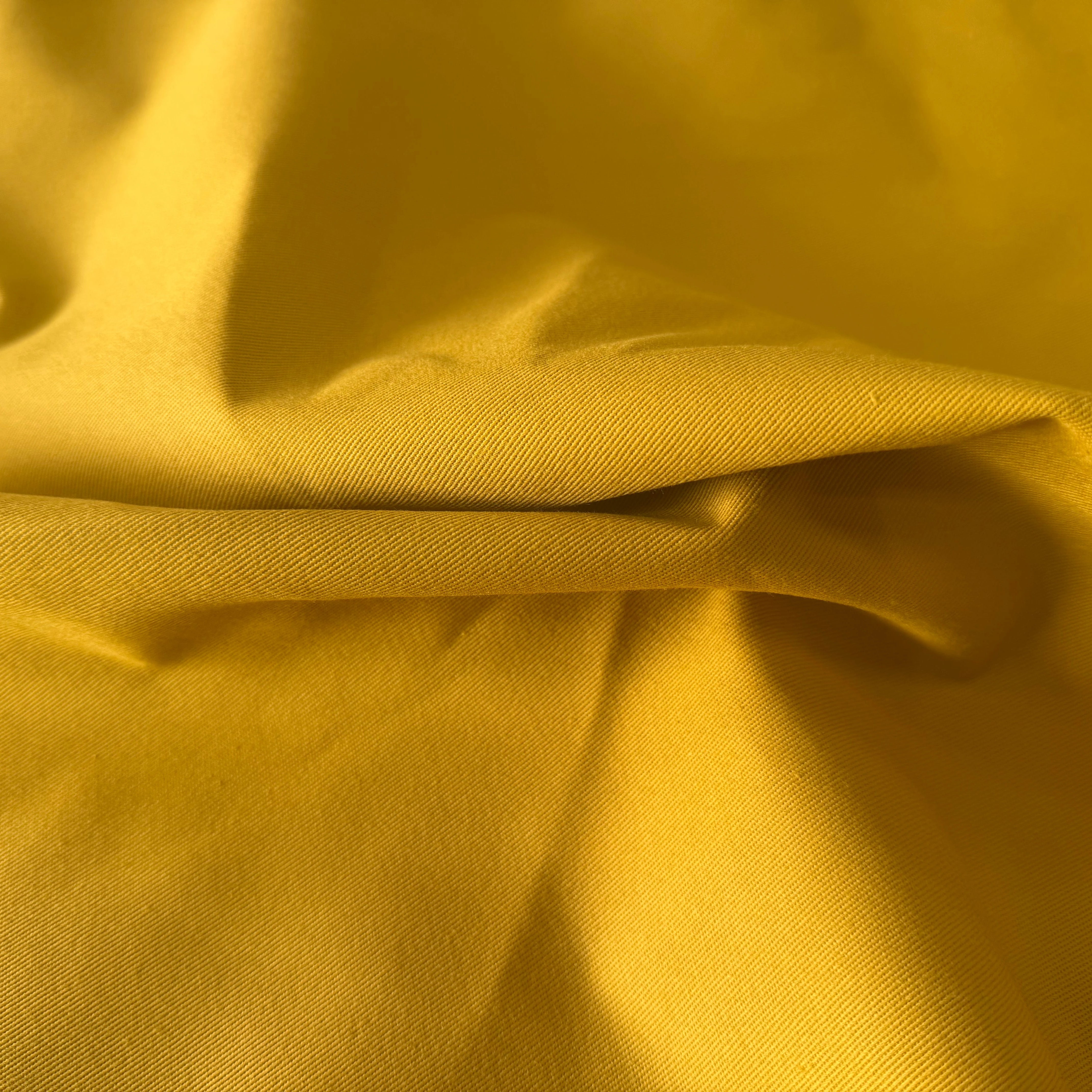 GABARDINE SERGÉE 100% COTON MOUTARDE 841 150 CM - My Little Coupon