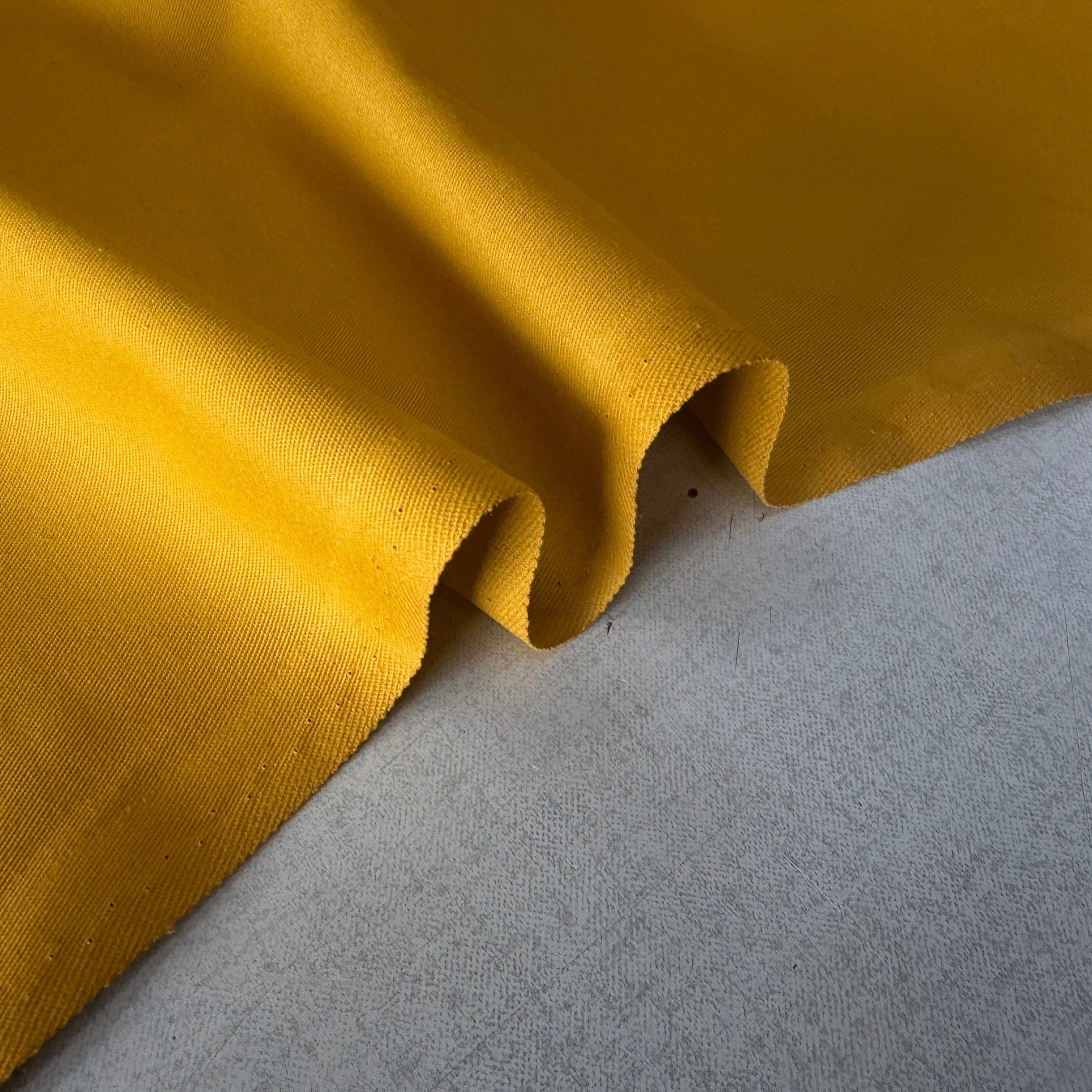 GABARDINE SERGÉE 100% COTON MOUTARDE 841 150 CM - My Little Coupon