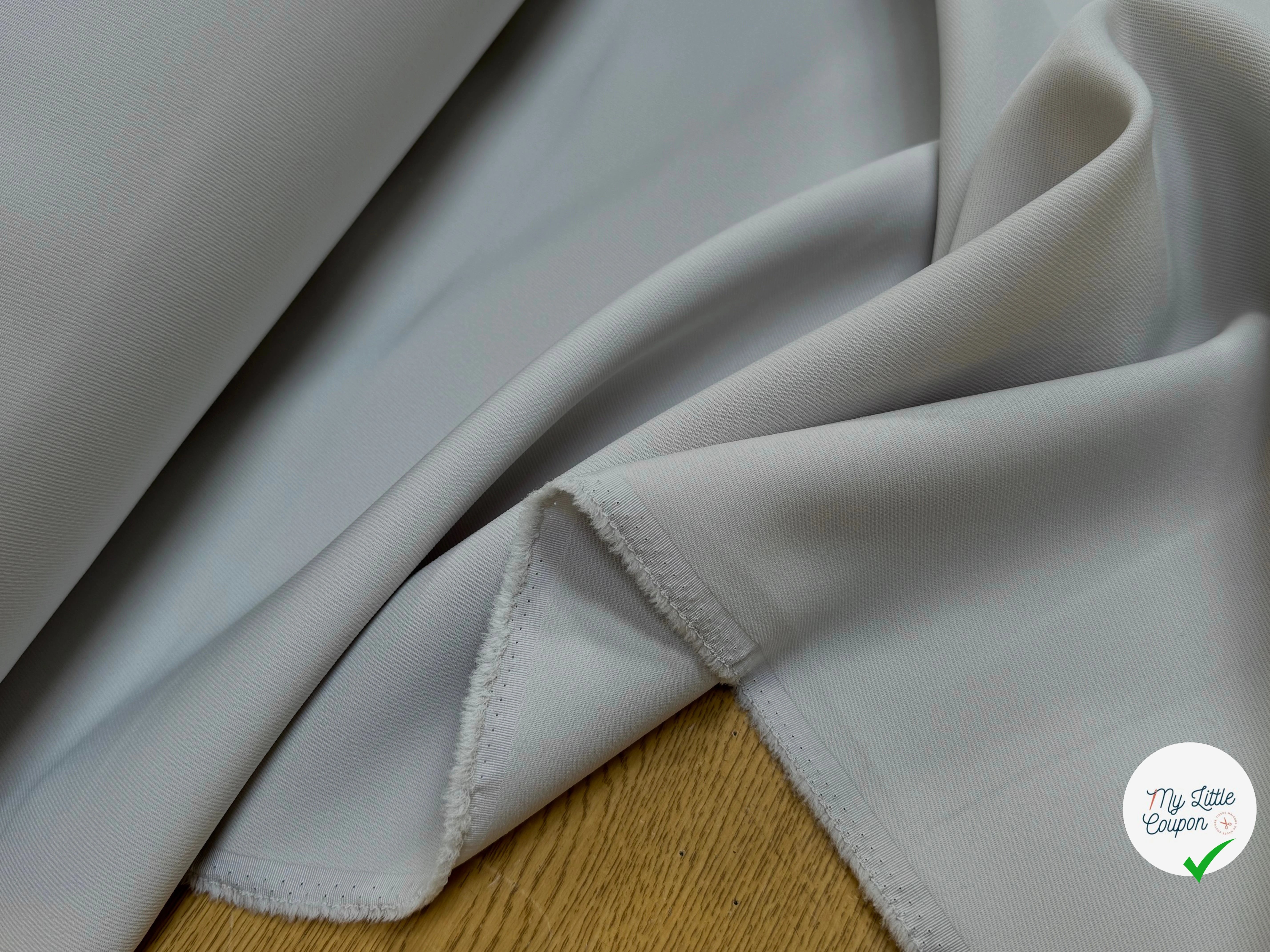 GABARDINE SOUPLE SERGÉE STRETCH BEAU TOMBÉ SABLE - My Little Coupon