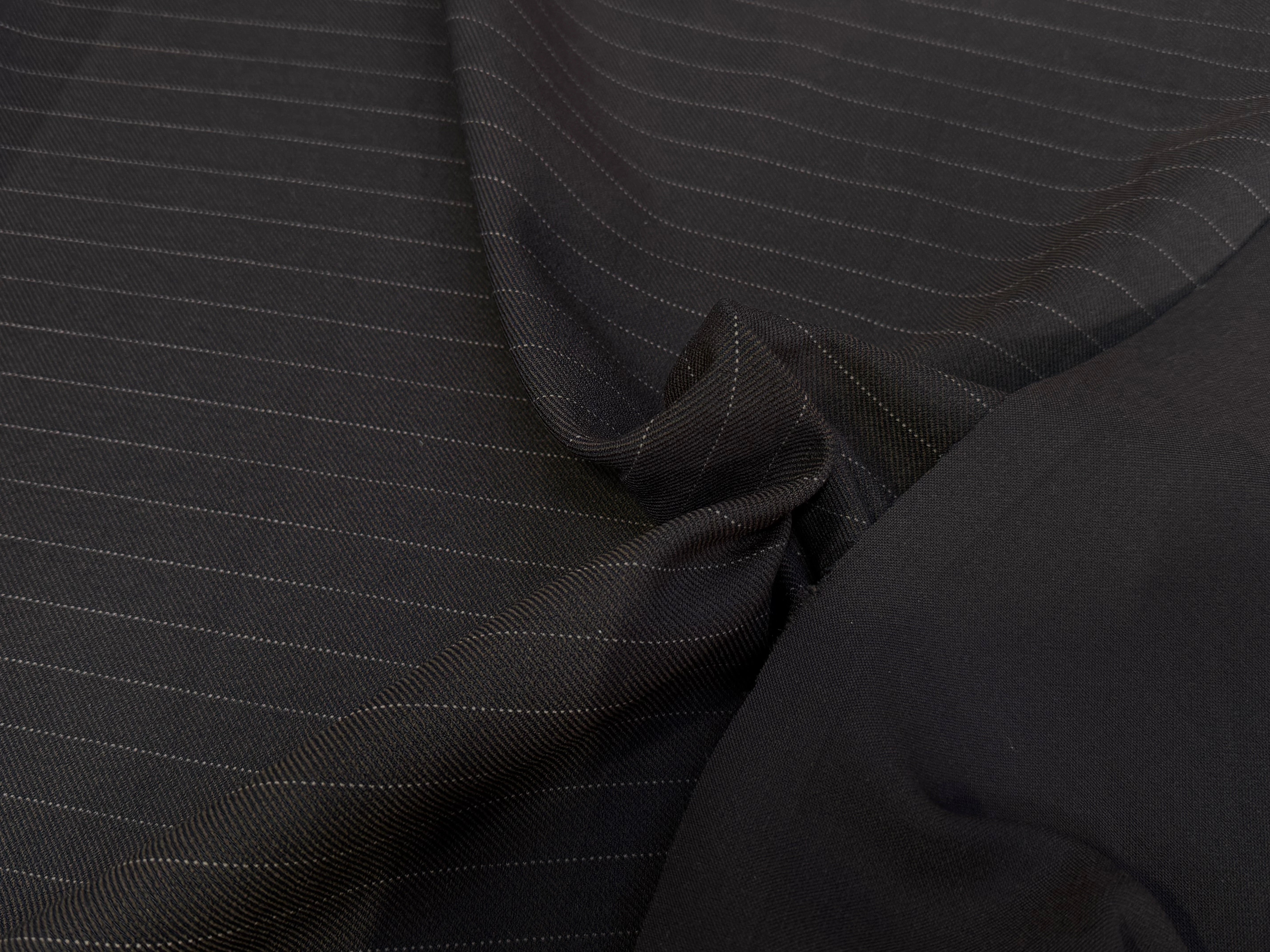 GABARDINE SRETCH POYCOTON MARRON CHICS RAYURES VERTICALES - My Little Coupon