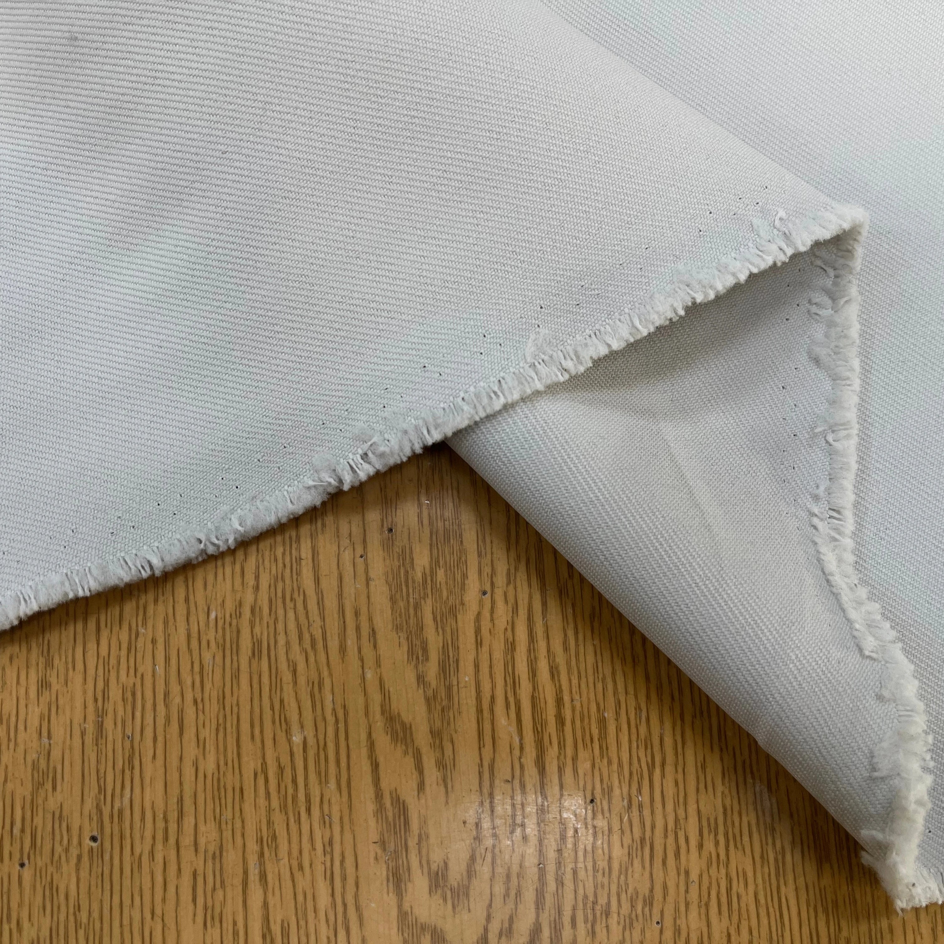 GABARDINE STRIÉE POLYESTER CLOUD GREY - My Little Coupon