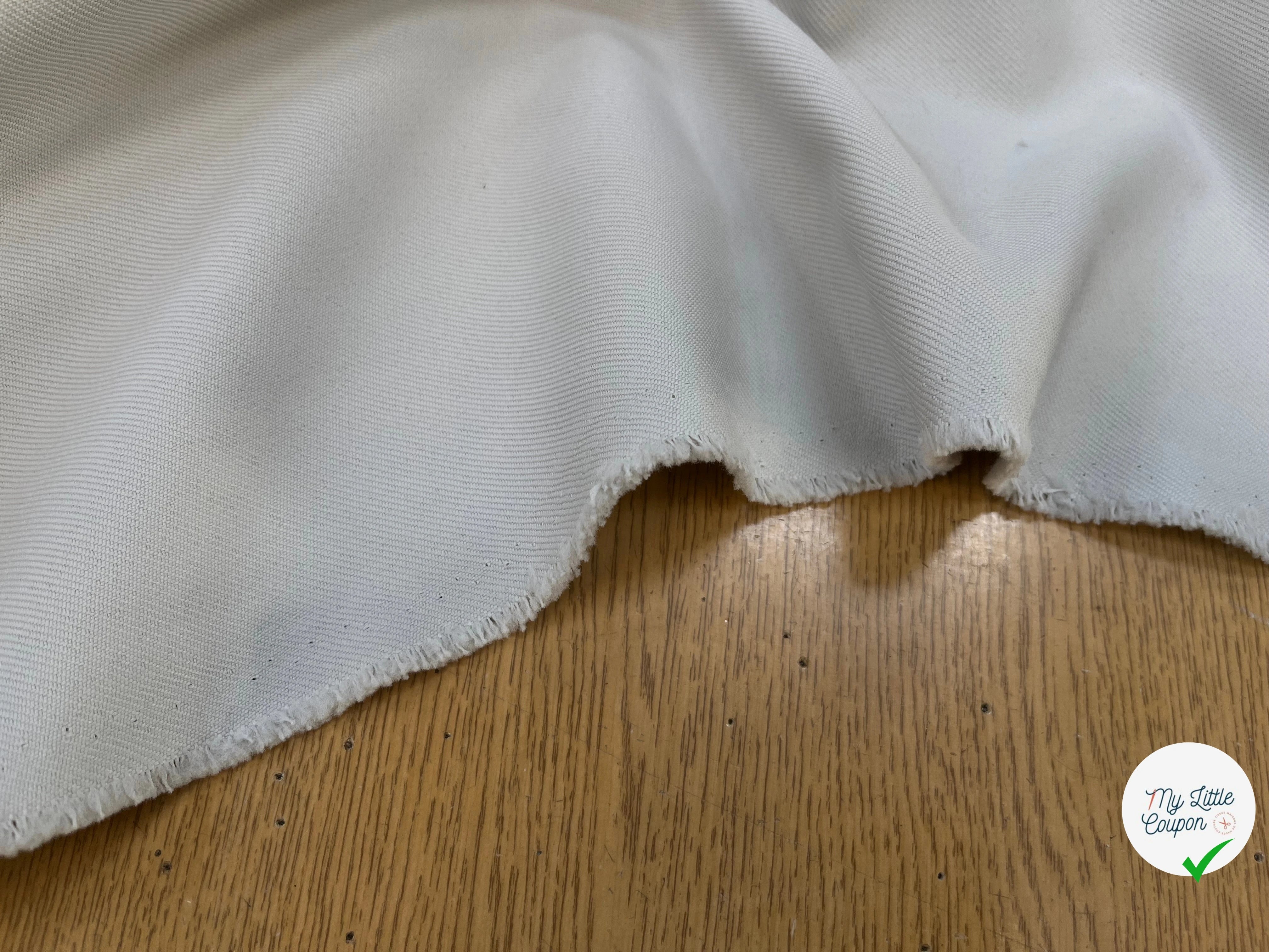 GABARDINE STRIÉE POLYESTER CLOUD GREY - My Little Coupon