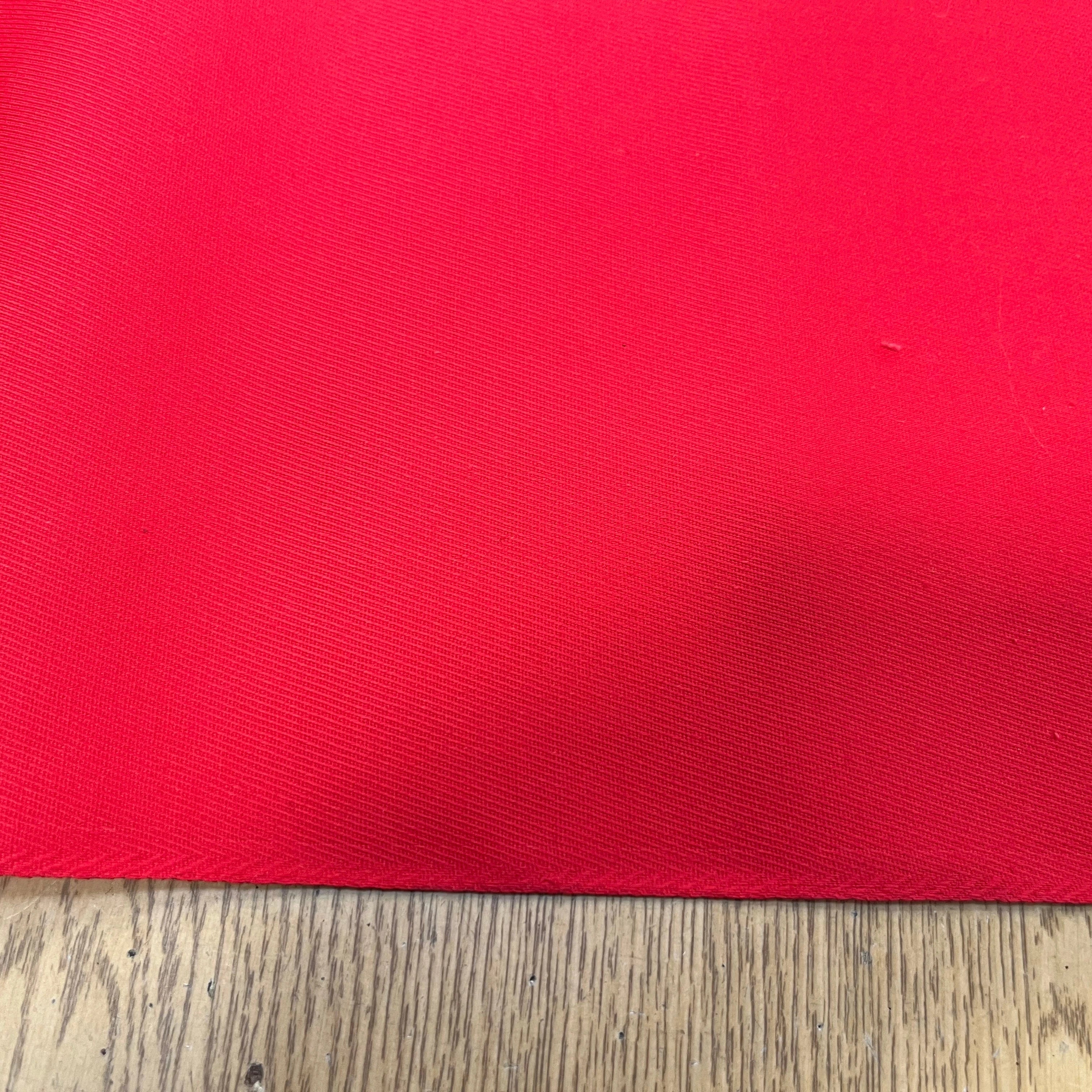 GABARDINE STRIÉE ROUGE 113CM - My Little Coupon
