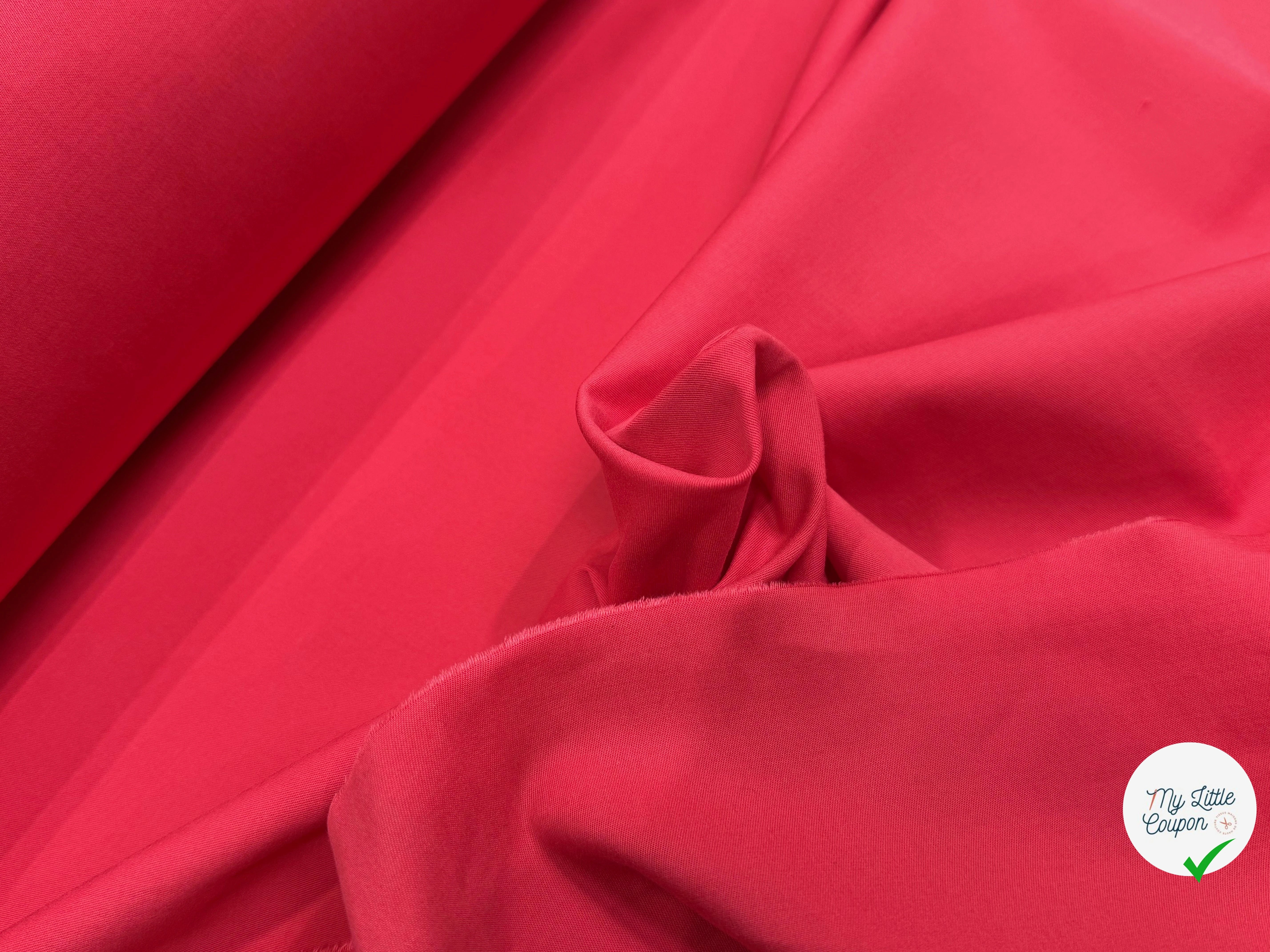GABRDINE DE COTON ULTRA STRETCH LÉGÈREMENT STRIÉE TRÈS BELLE ROUGE VERT MIGNON - My Little Coupon