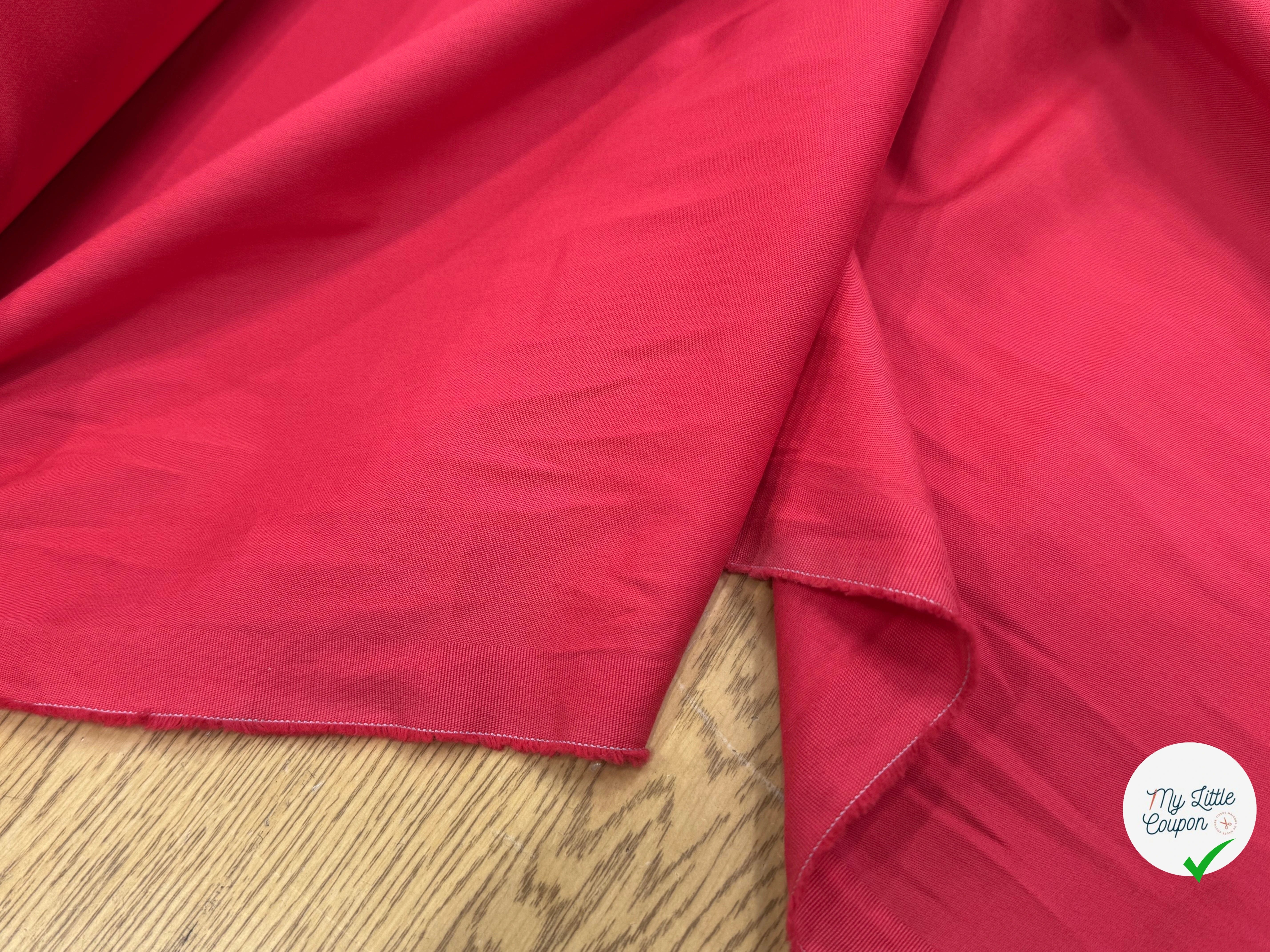 GABRDINE DE COTON ULTRA STRETCH LÉGÈREMENT STRIÉE TRÈS BELLE ROUGE VERT MIGNON - My Little Coupon