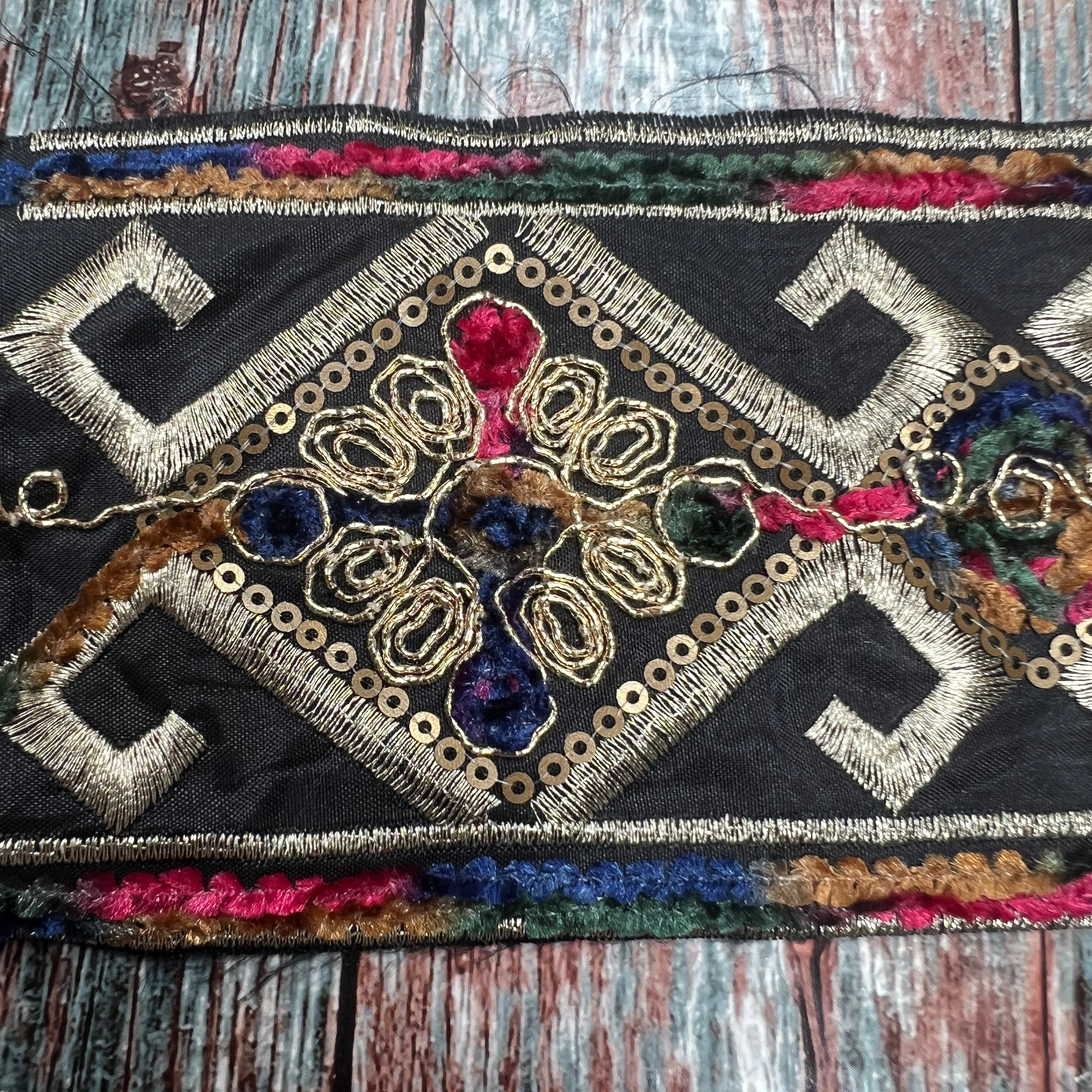 GALLON BRODERIE ORIENTAL - My Little Coupon