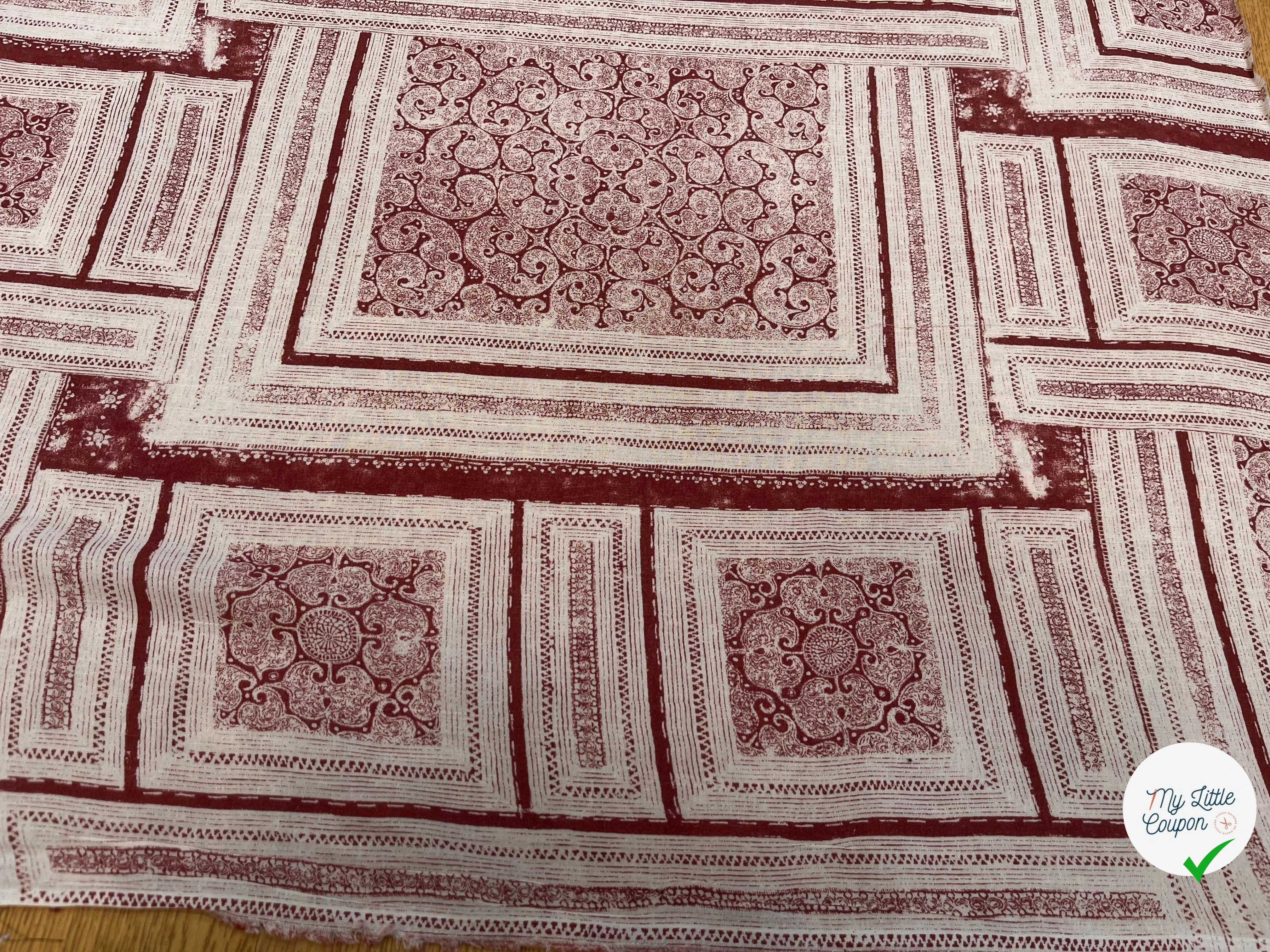 GAZE DE COTON MOTIF GÉOMETRIQUE ÉCRU ET MARON - My Little Coupon