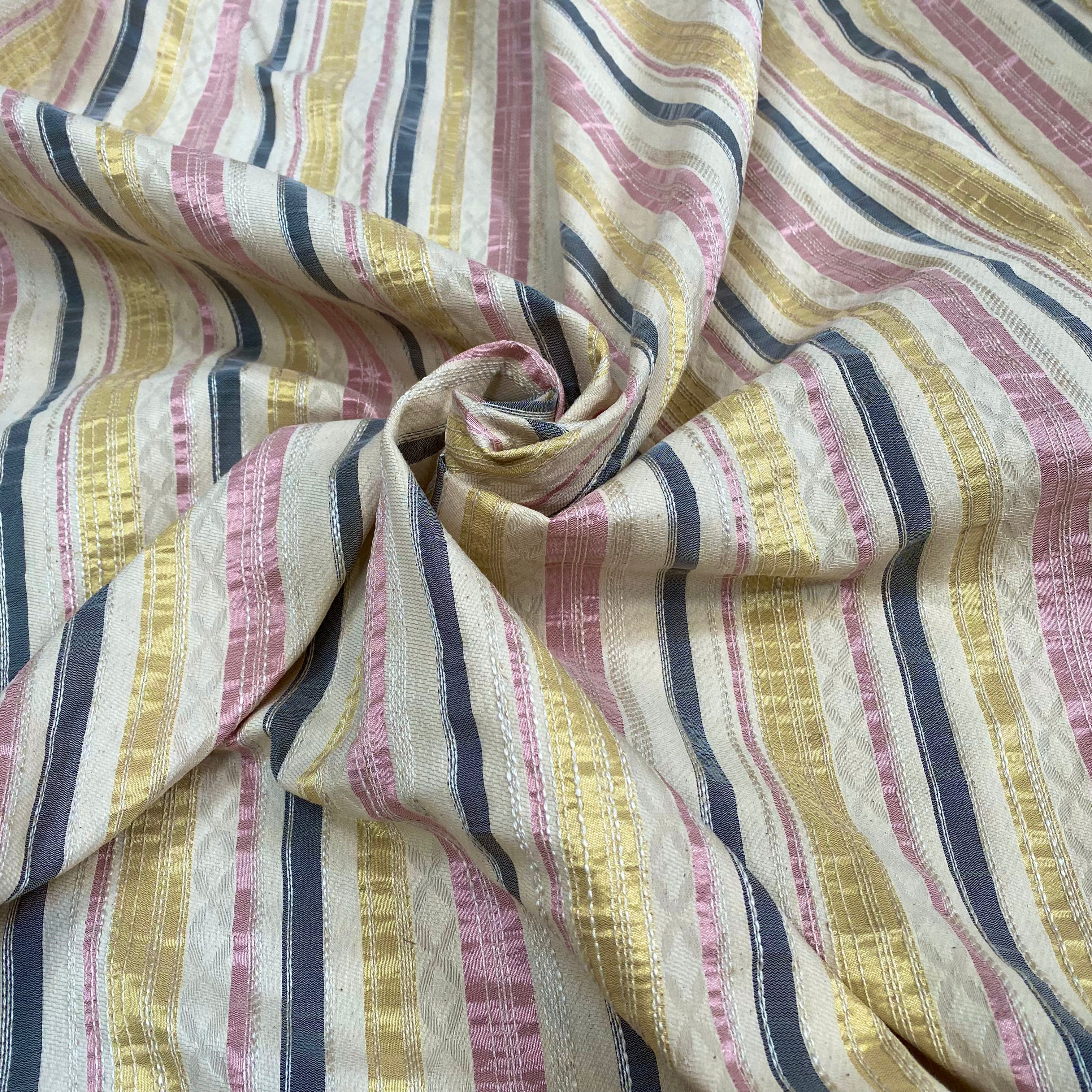 JACQUARD À RAYURES - My Little Coupon