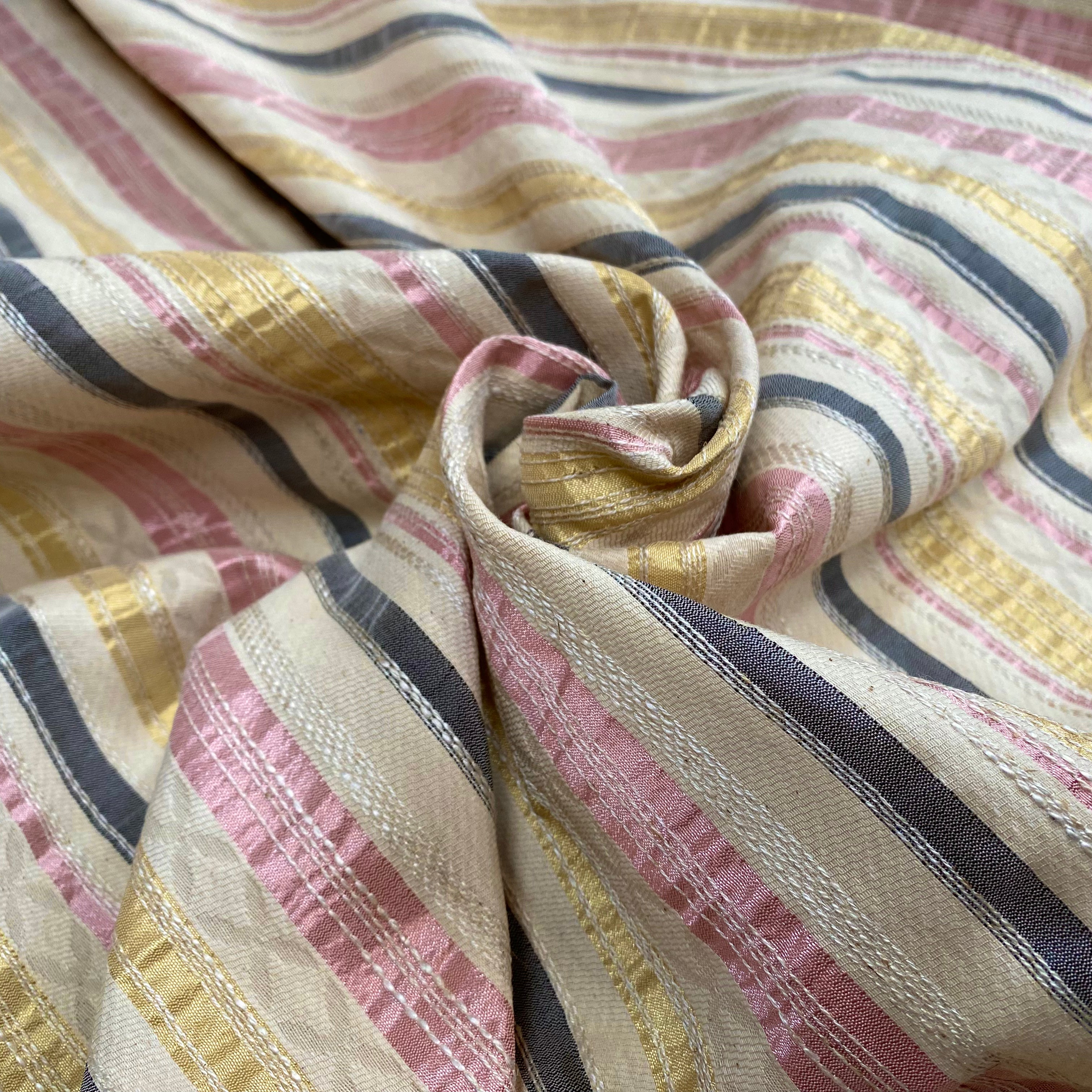 JACQUARD À RAYURES - My Little Coupon