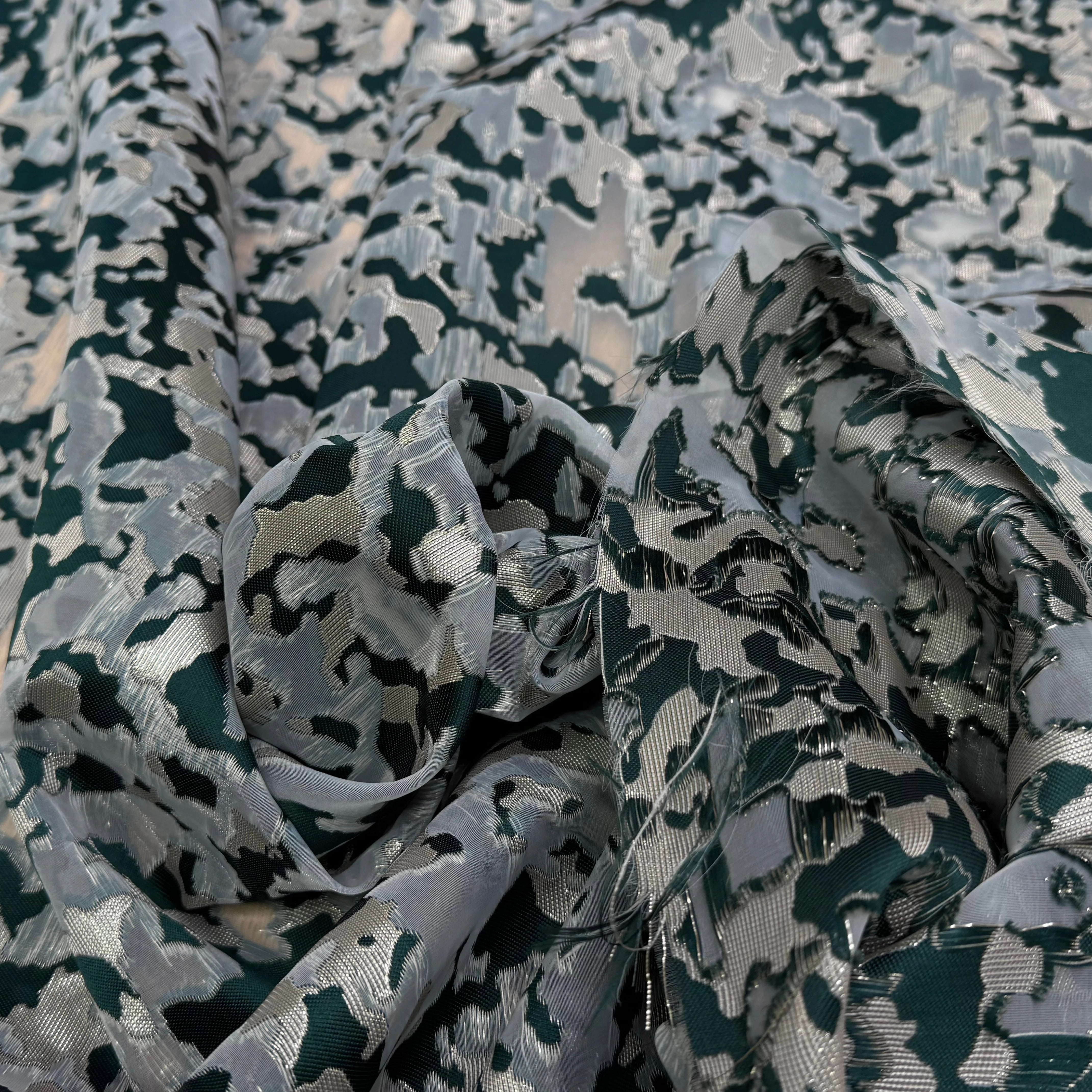 JACQUARD BROCA ARGENTÉ ARMY VERT - My Little Coupon