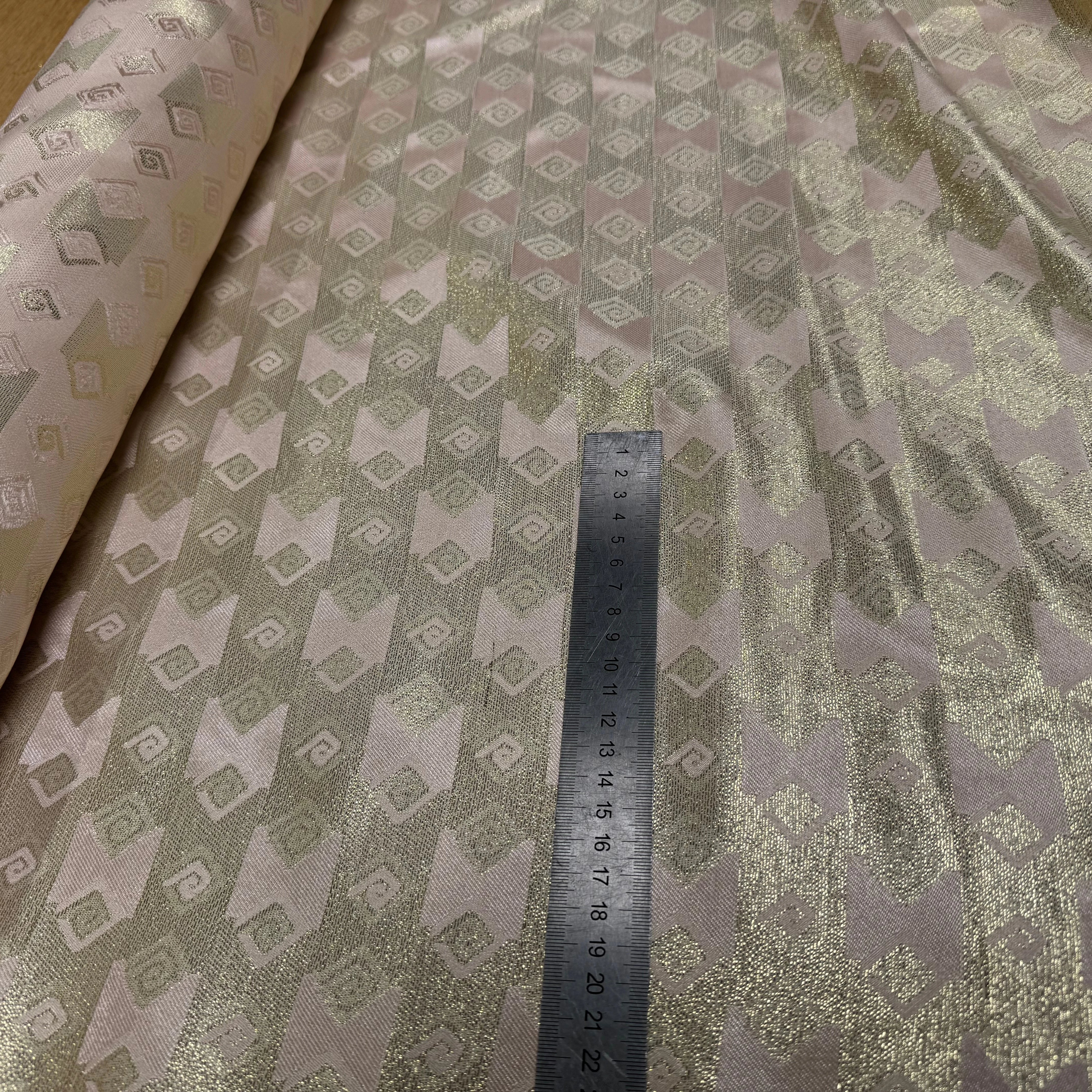 JACQUARD BROCA ARGENTÉ EMPERIAL MOTIFS BEIGE MINÉRAL - My Little Coupon
