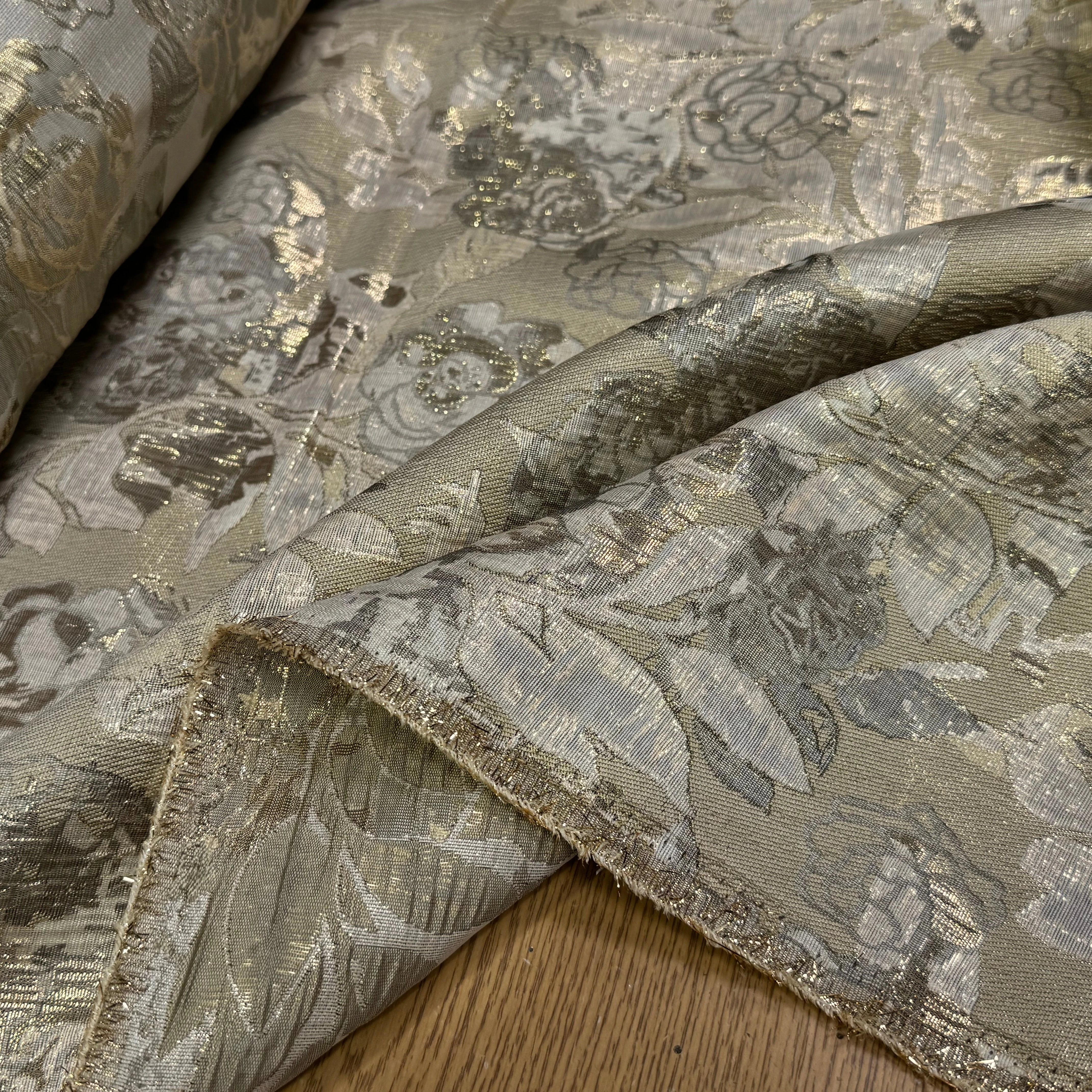 JACQUARD BROCA ARGENTÉ EMPERIAL MOTIFS FLORAUX BEIGE - My Little Coupon