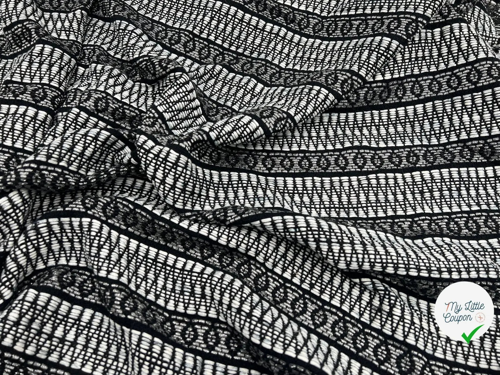 JACQUARD CHENILLE DEFILĂ LOSANGES & REGARDS - My Little Coupon - tissu - coudre