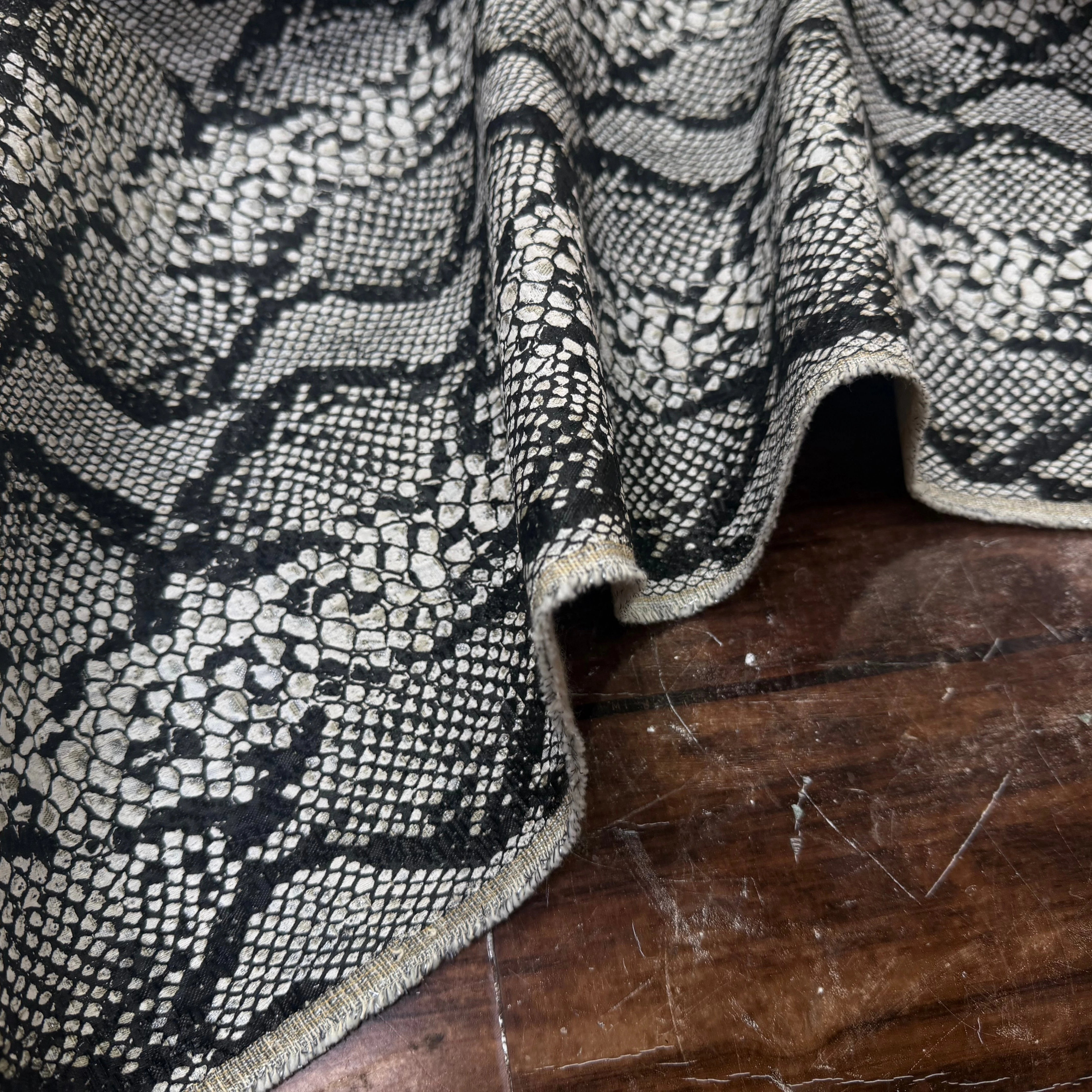 JACQUARD IMITATION PYTHON CLAIR SERPENTE - My Little Coupon