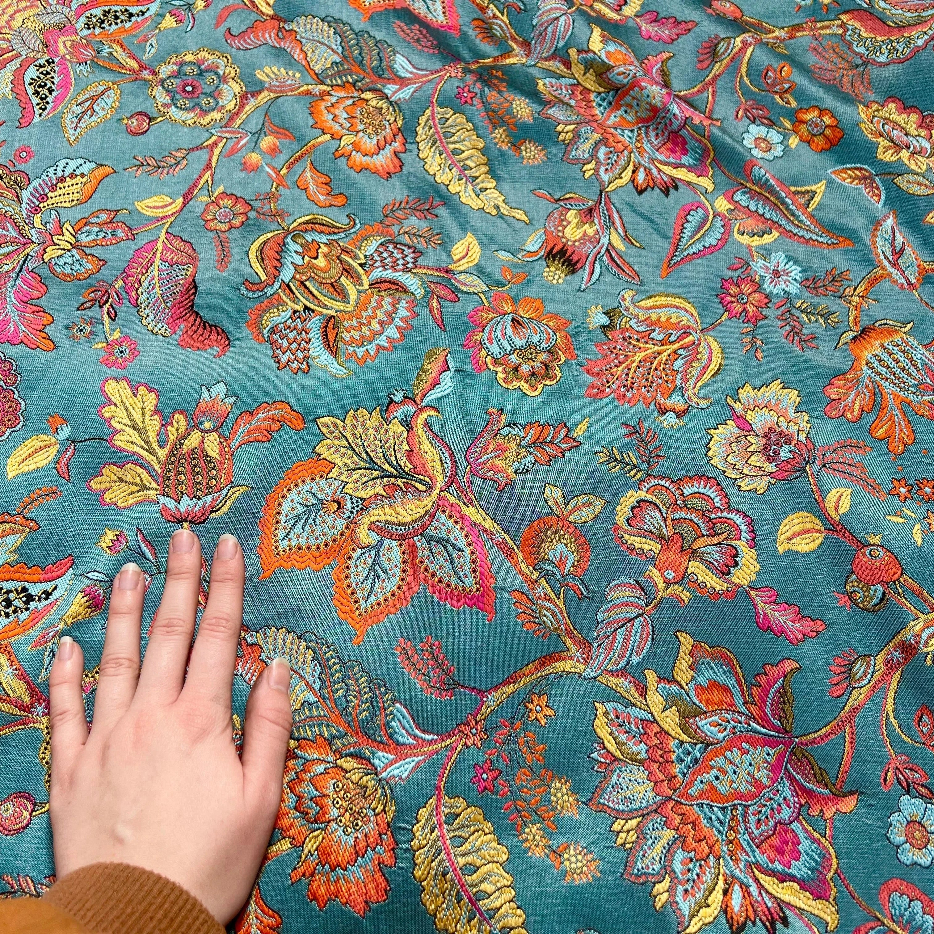 JACQUARD INAYA ALLOVER CIEL TISSE TEINT 140 CM MADE IN FRANCE - My Little Coupon