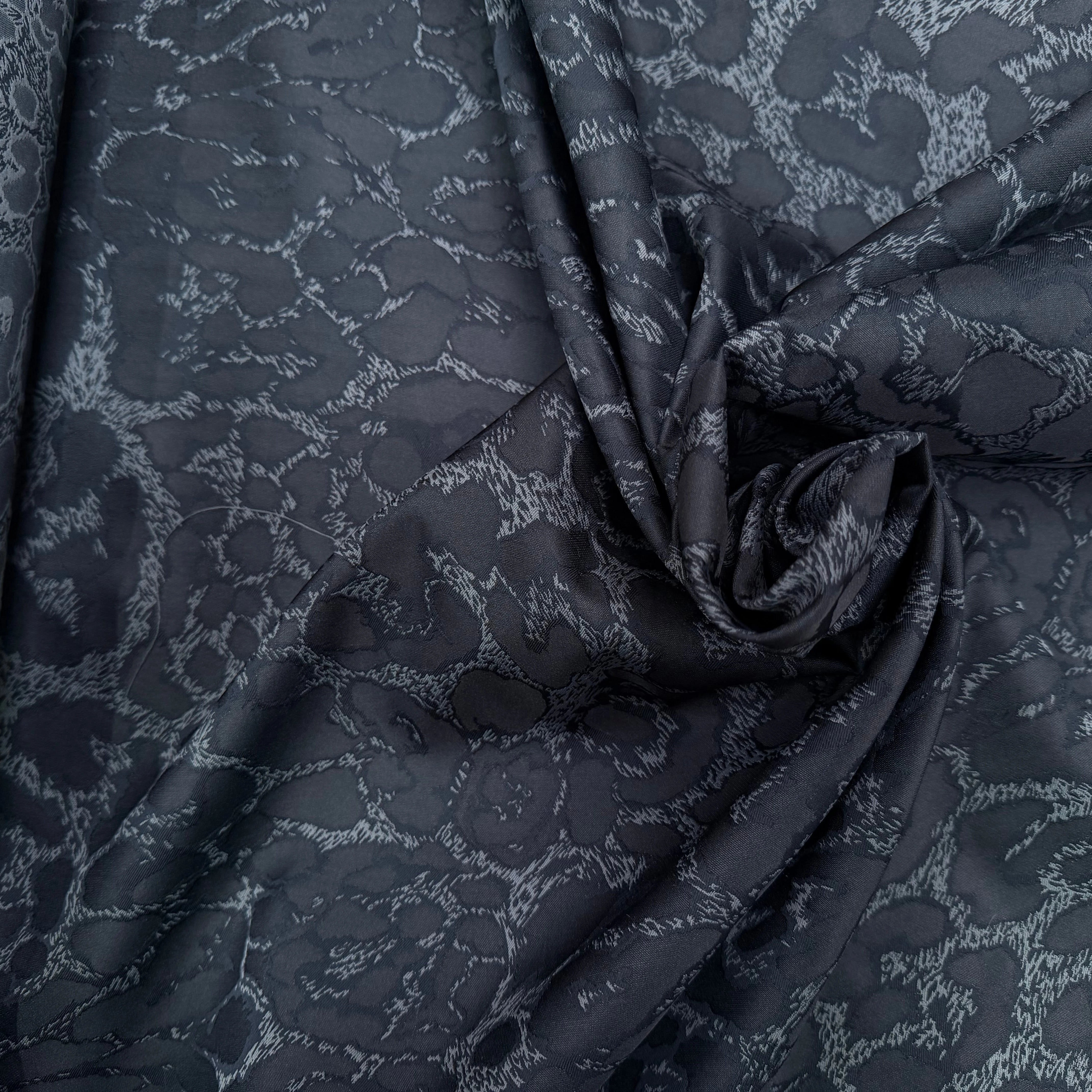 JACQUARD LEOPARD 28% SOIE INDIA - My Little Coupon