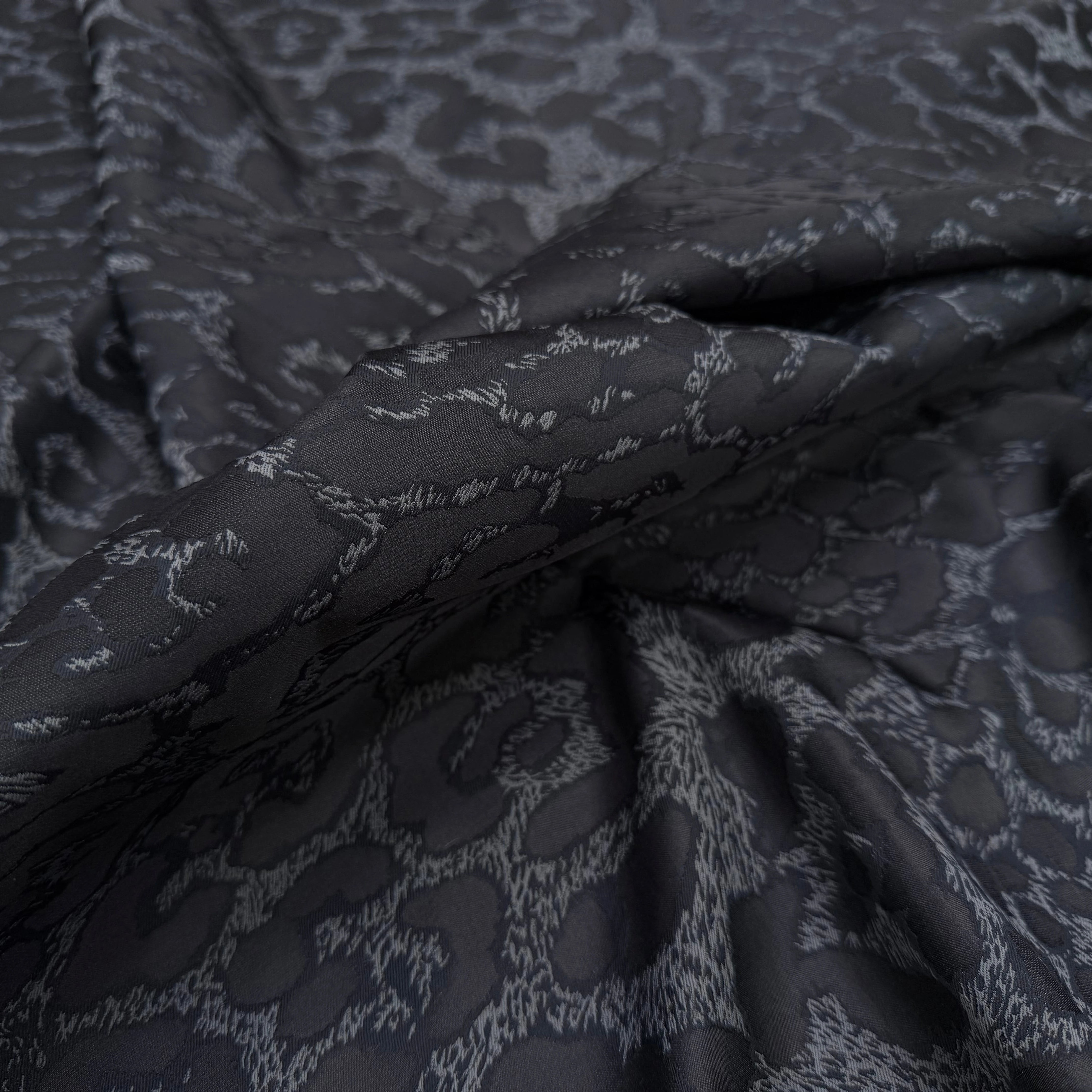 JACQUARD LEOPARD 28% SOIE INDIA - My Little Coupon