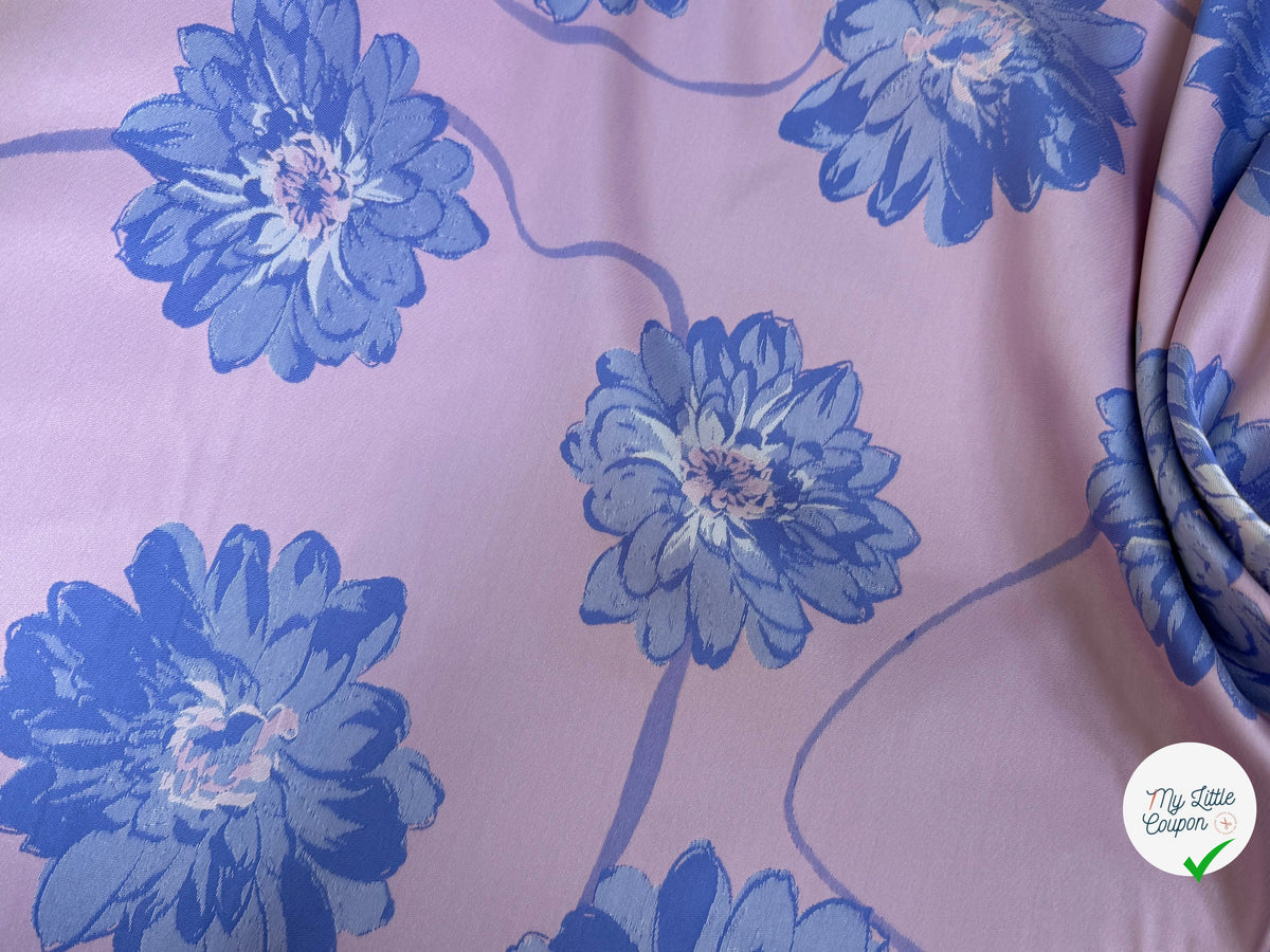 JACQUARD LISSE MOTIFS FLORAUX BLEUS FOND VIEUX ROSE - My Little Coupon