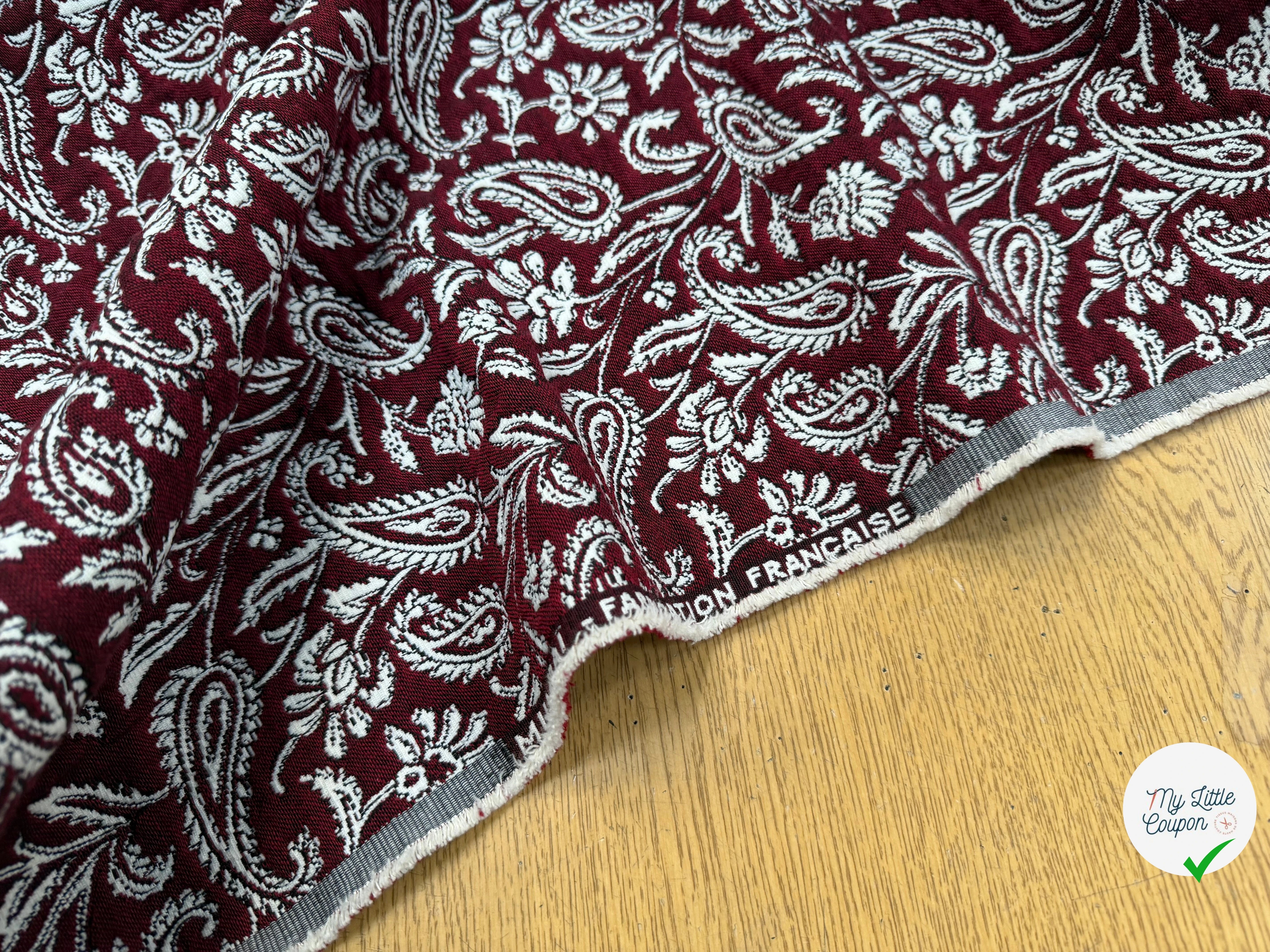 JACQUARD MUMBAI ALLOVER BORDEAUX 140 CM - My Little Coupon