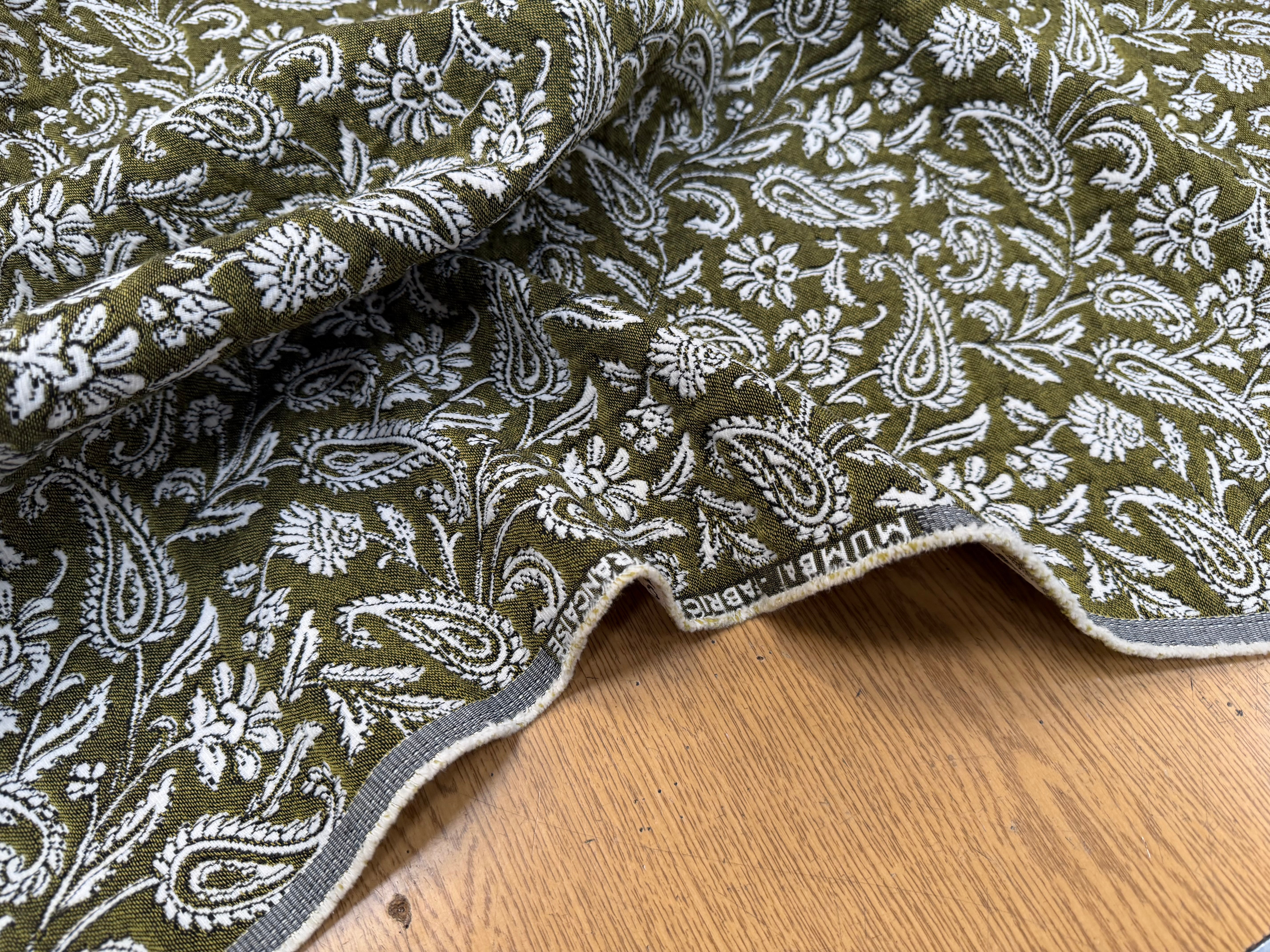 JACQUARD MUMBAI ALLOVER KAKI 140 CM - My Little Coupon