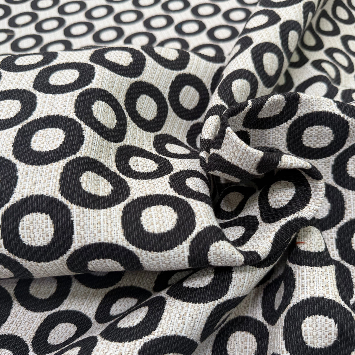 JACQUARD OPALE ALLOVER NOIR 140 CM - My Little Coupon