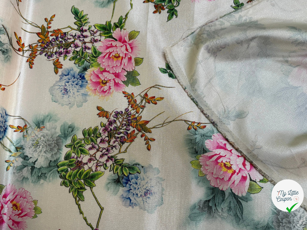 JACQUARD SATINÉ MOTIFS FLORAUX MULTICOLORE VERT ET ROSE FOND ÉCRU - My Little Coupon