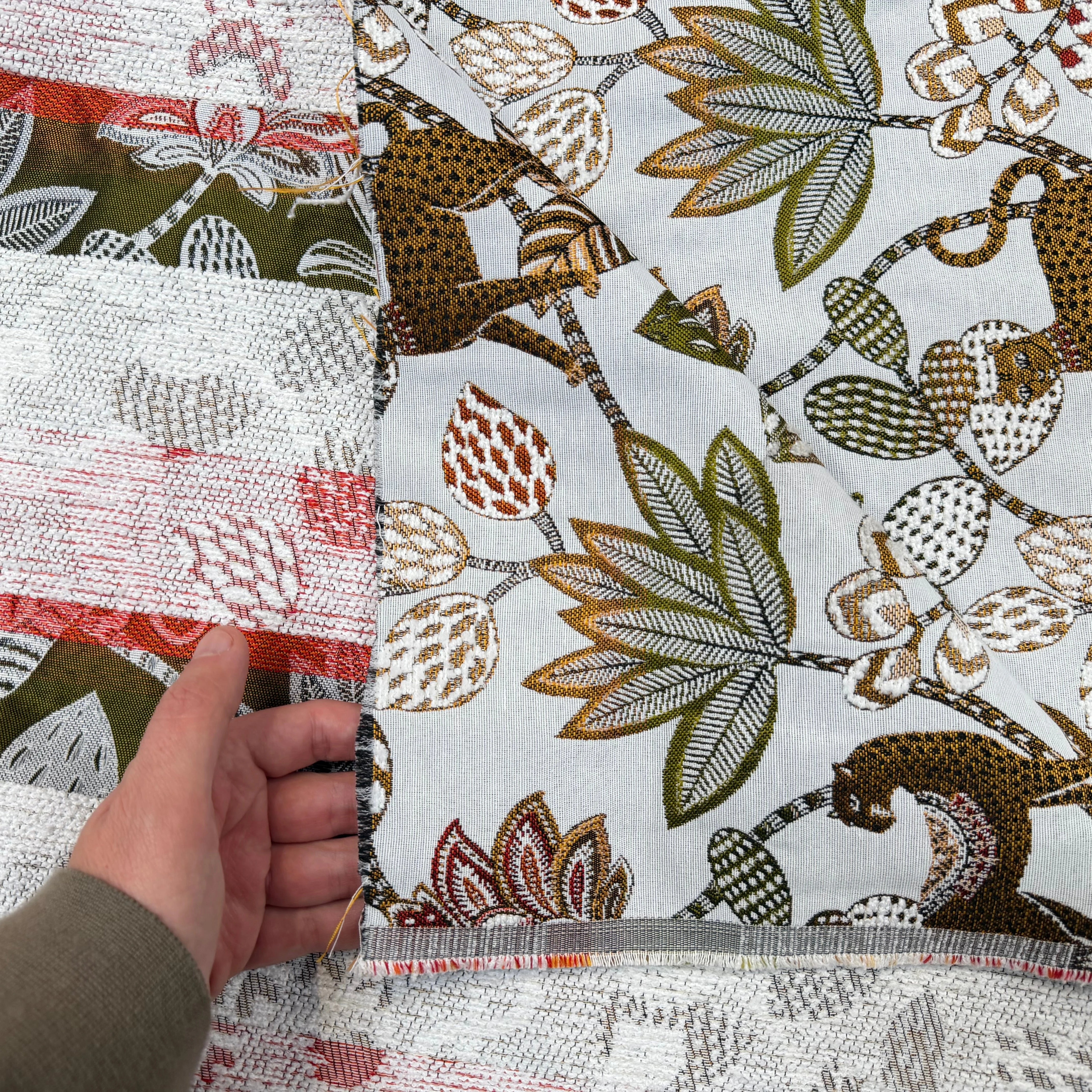 JACQUARD SOLIMAN ALLOVER BLANC 140 CM - My Little Coupon