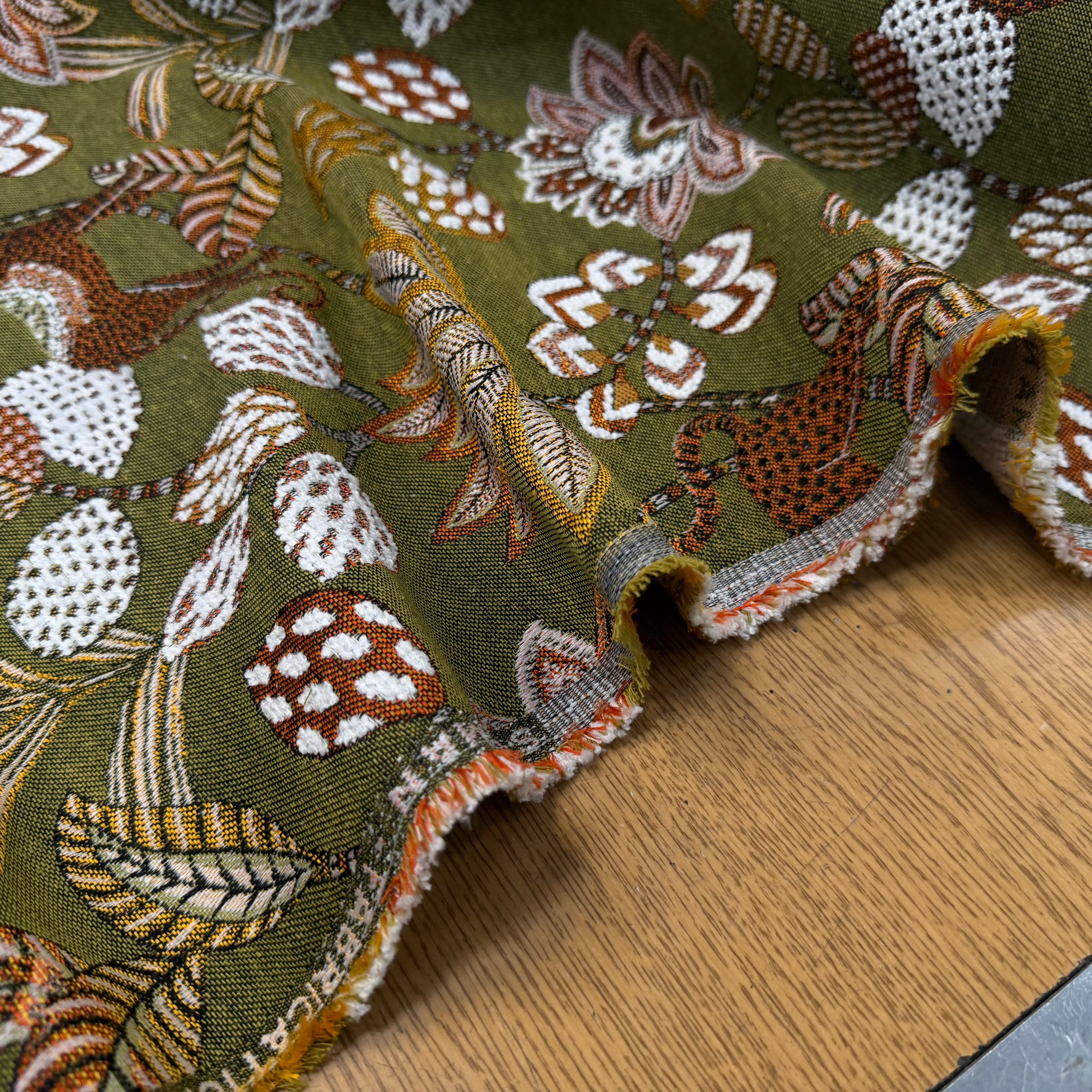 JACQUARD SOLIMAN ALLOVER BRONZE 140 CM - My Little Coupon