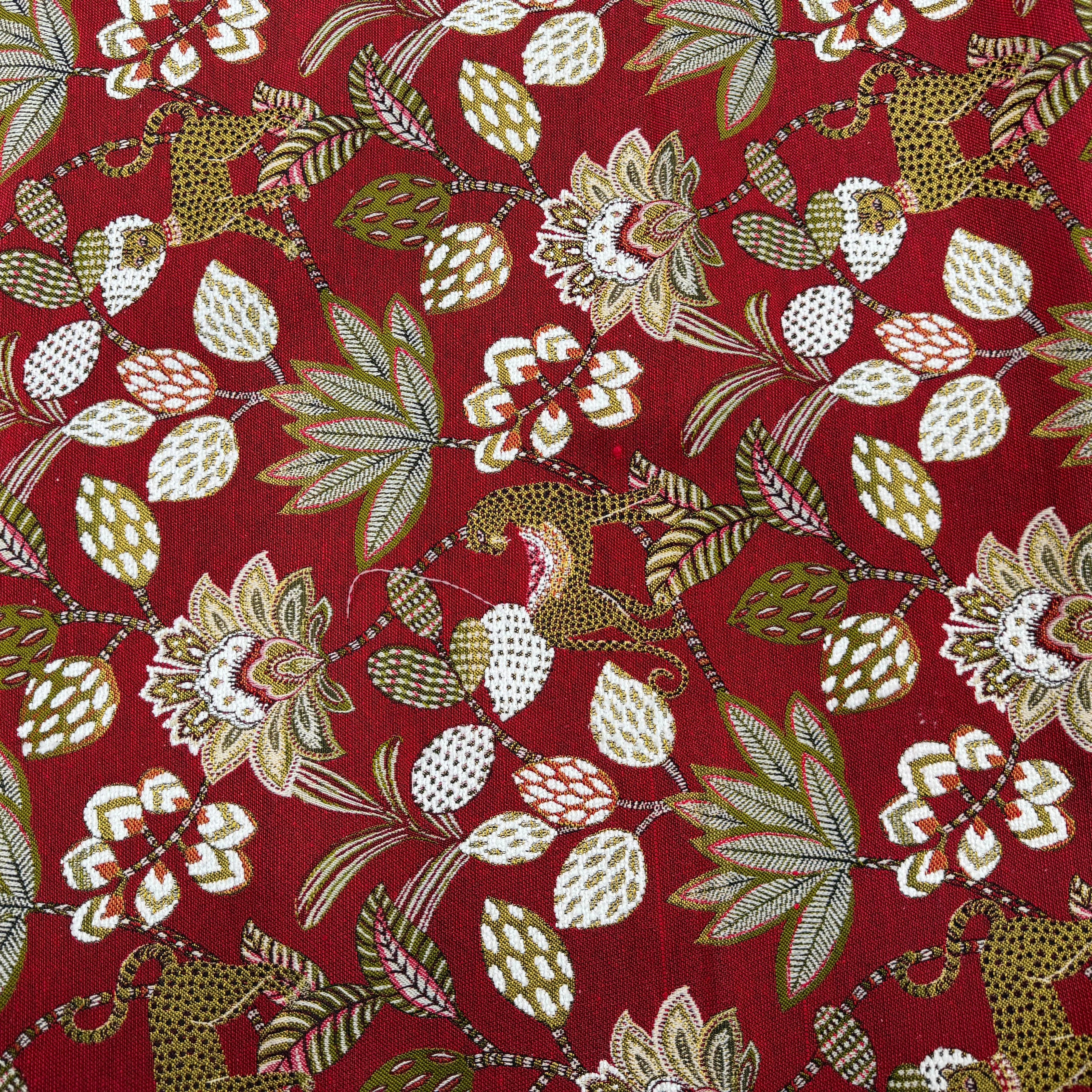 JACQUARD SOLIMAN ALLOVER ROUGE 140 CM - My Little Coupon