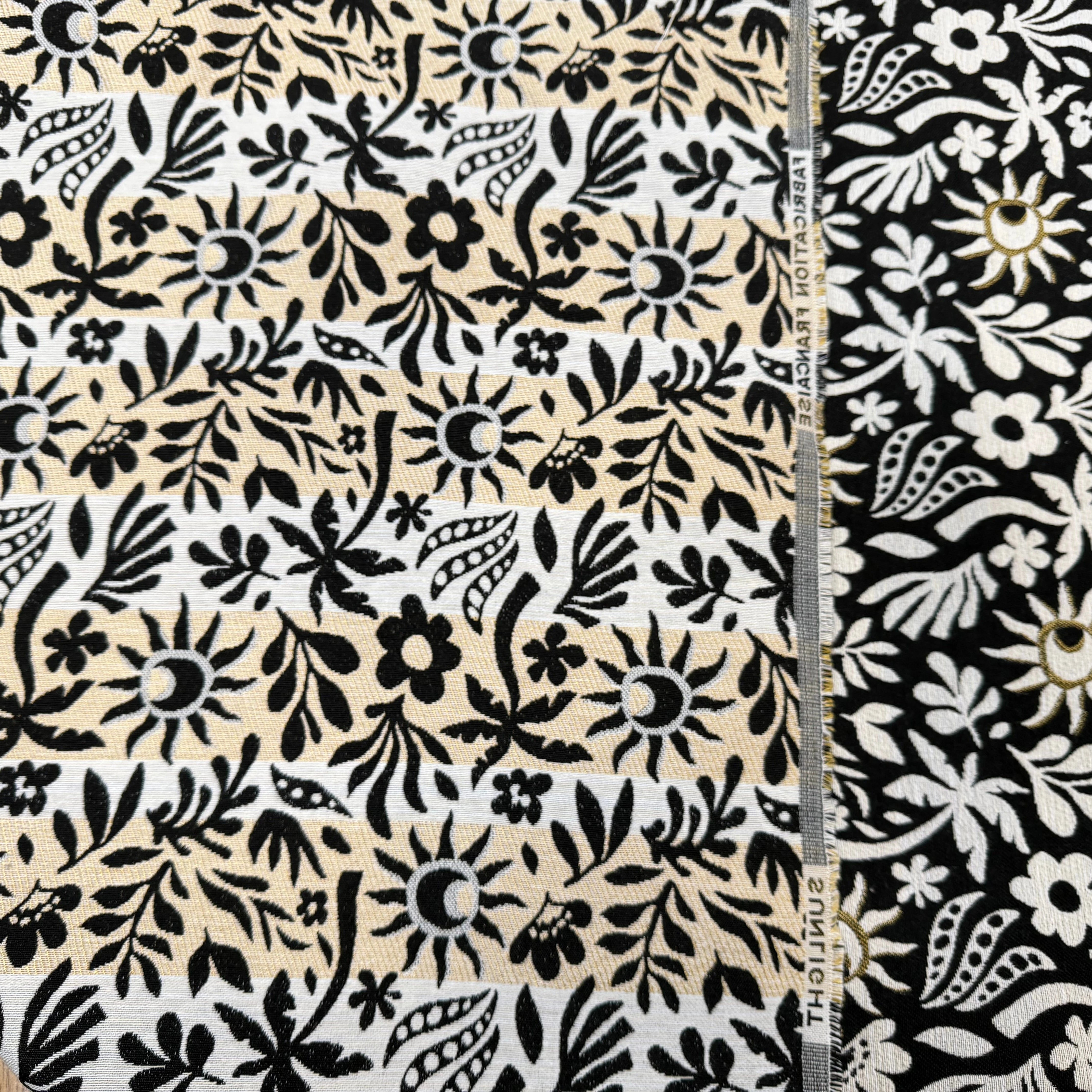 JACQUARD SUNLIGHT ALLOVER NOIR 140 CM MADE IN FRANCE 🇫🇷 - My Little Coupon