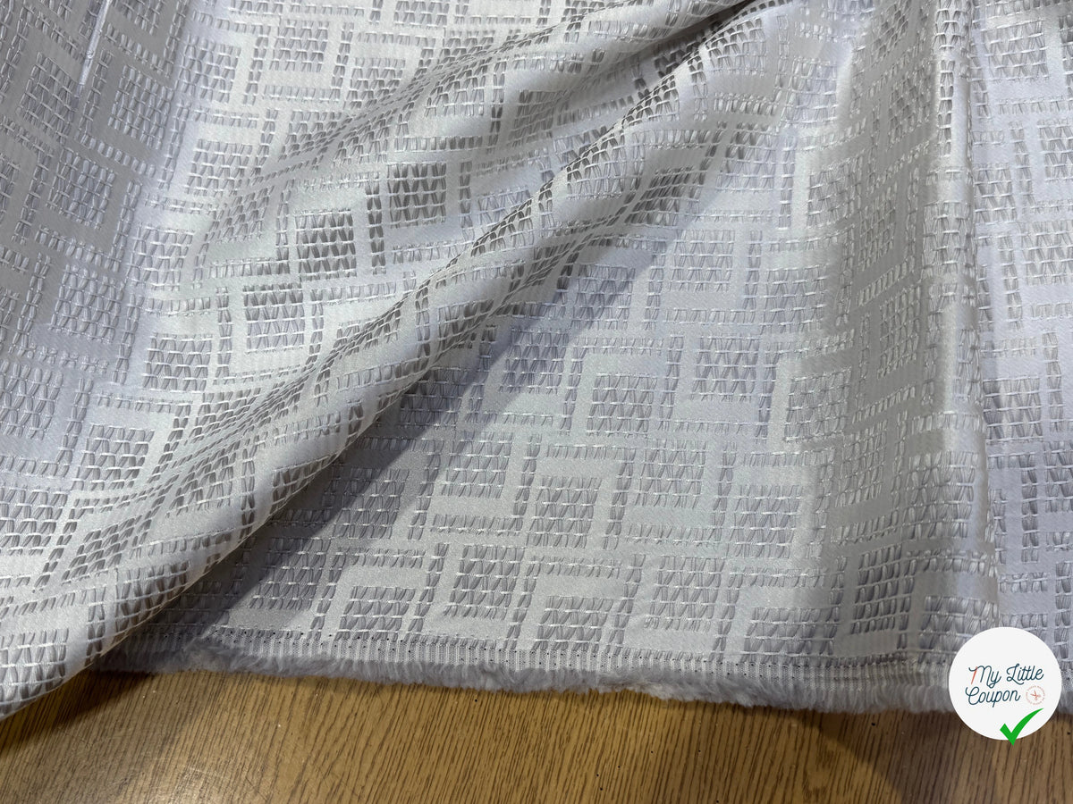 JACQUARD TISSÉ MOTIFS GÉOMÉTRIQUES BLEU GRIS LAVANDE - My Little Coupon