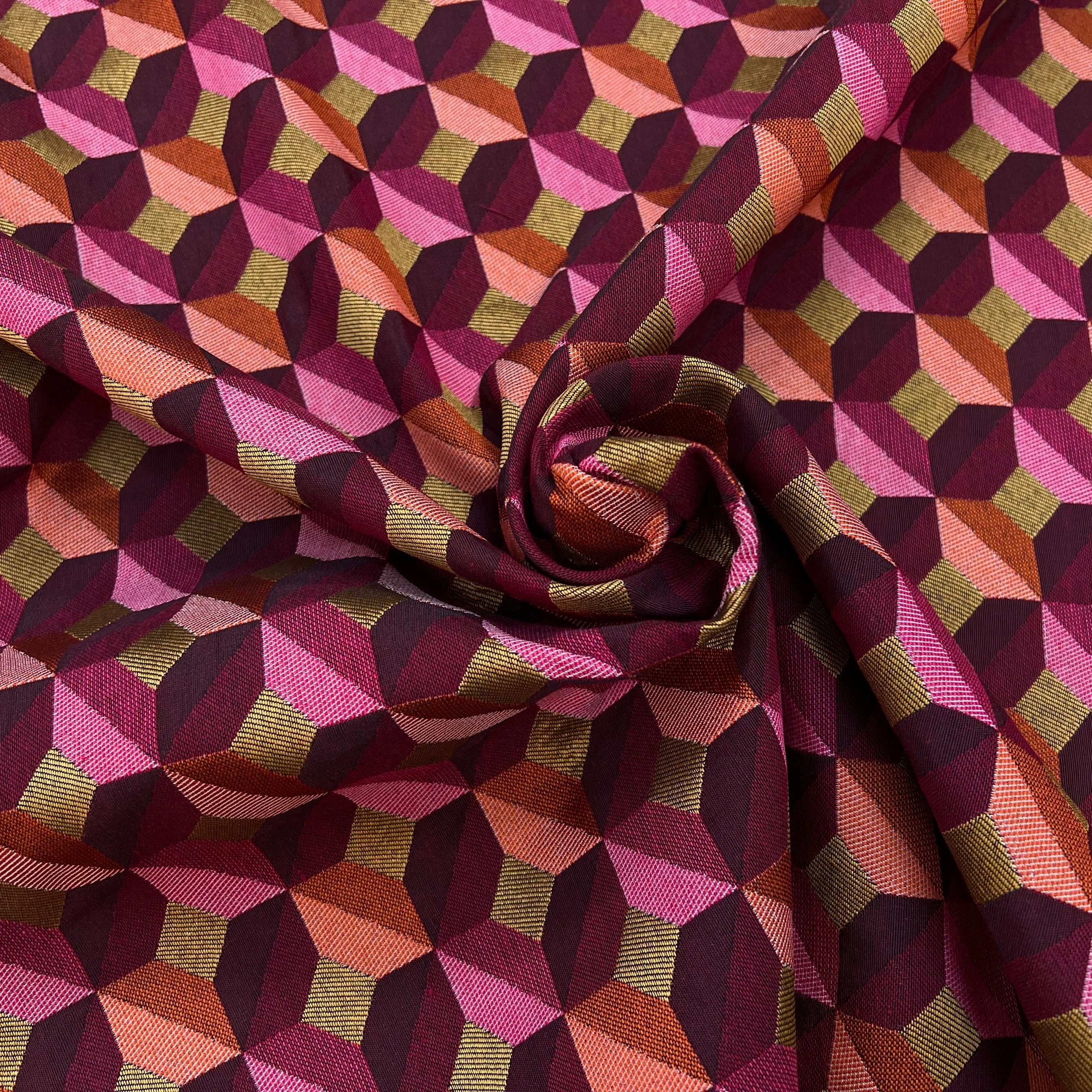 JACQUARD TISSÉ TEINT PAOLA ALLOVER PRUNE ROSE - My Little Coupon