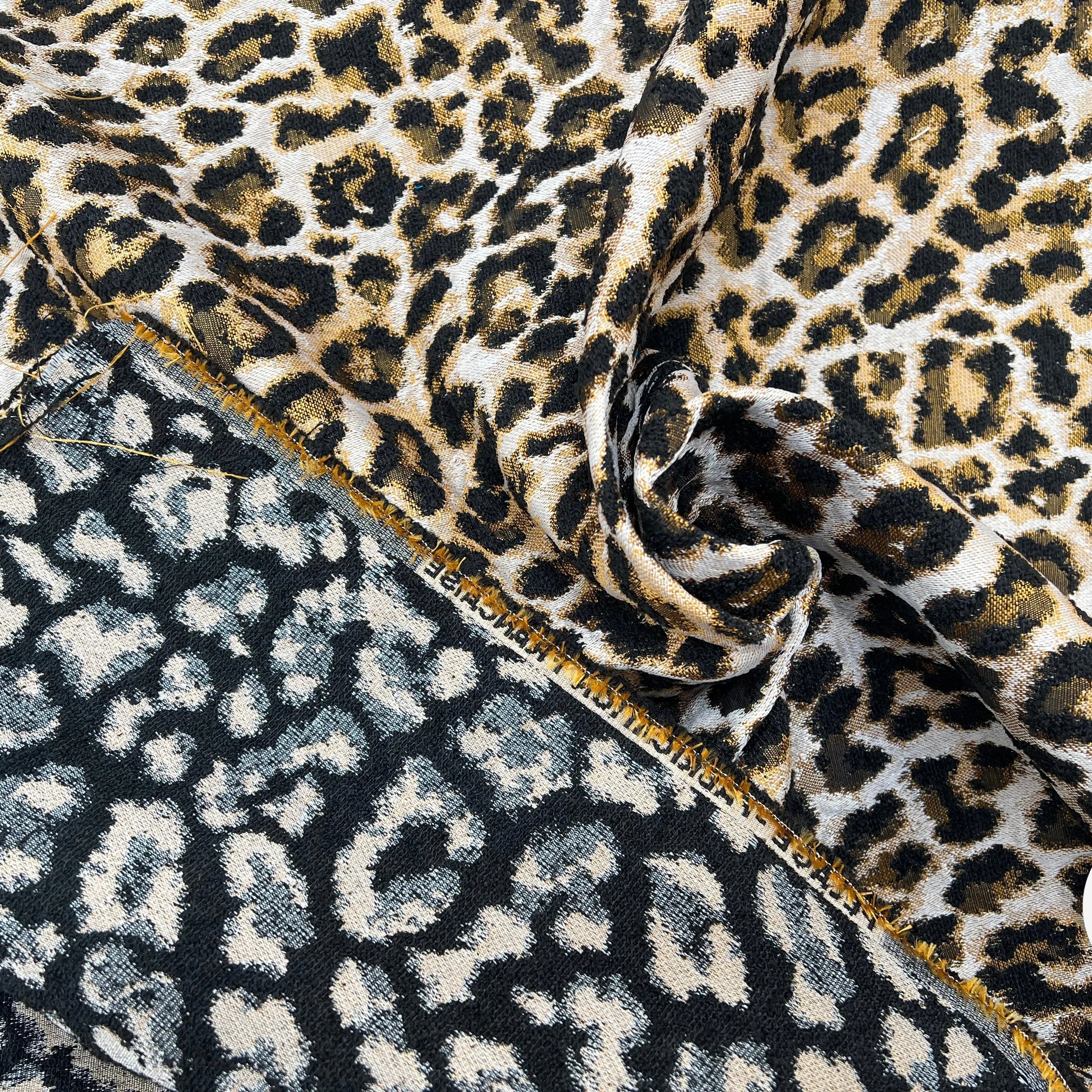 JACQUARD TISSÉ TEINT PELAGE ALL OVER PEANUT - My Little Coupon