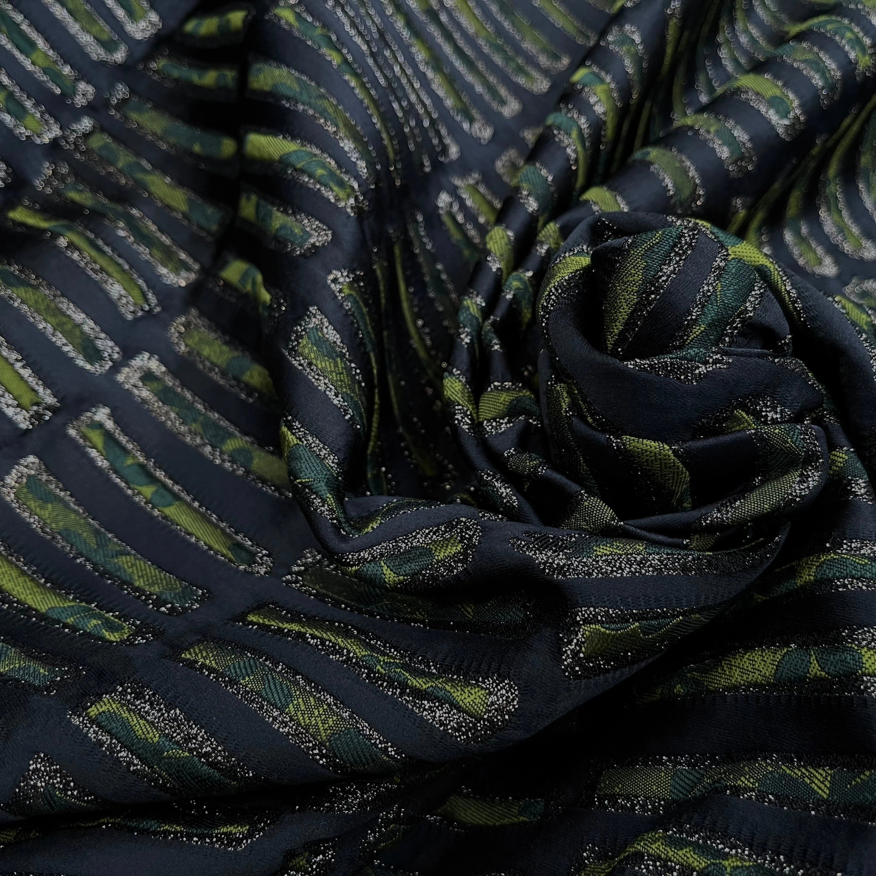 JAQUARD ULTRA CHIC GEOMETRIE VERT - My Little Coupon