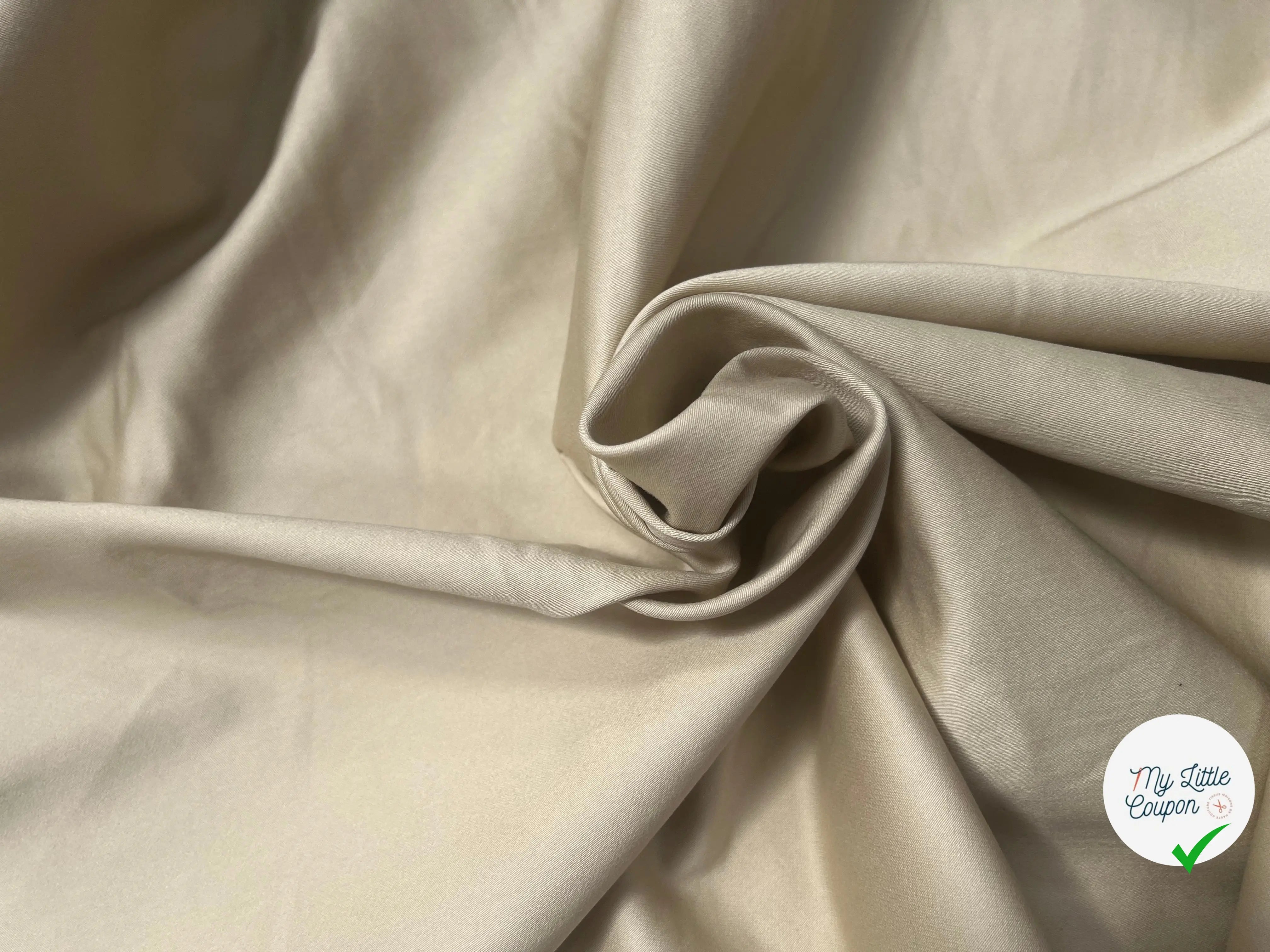 JEAN STRETCH TAUPE UNI LÉGÈREMENT SATINÉ - My Little Coupon