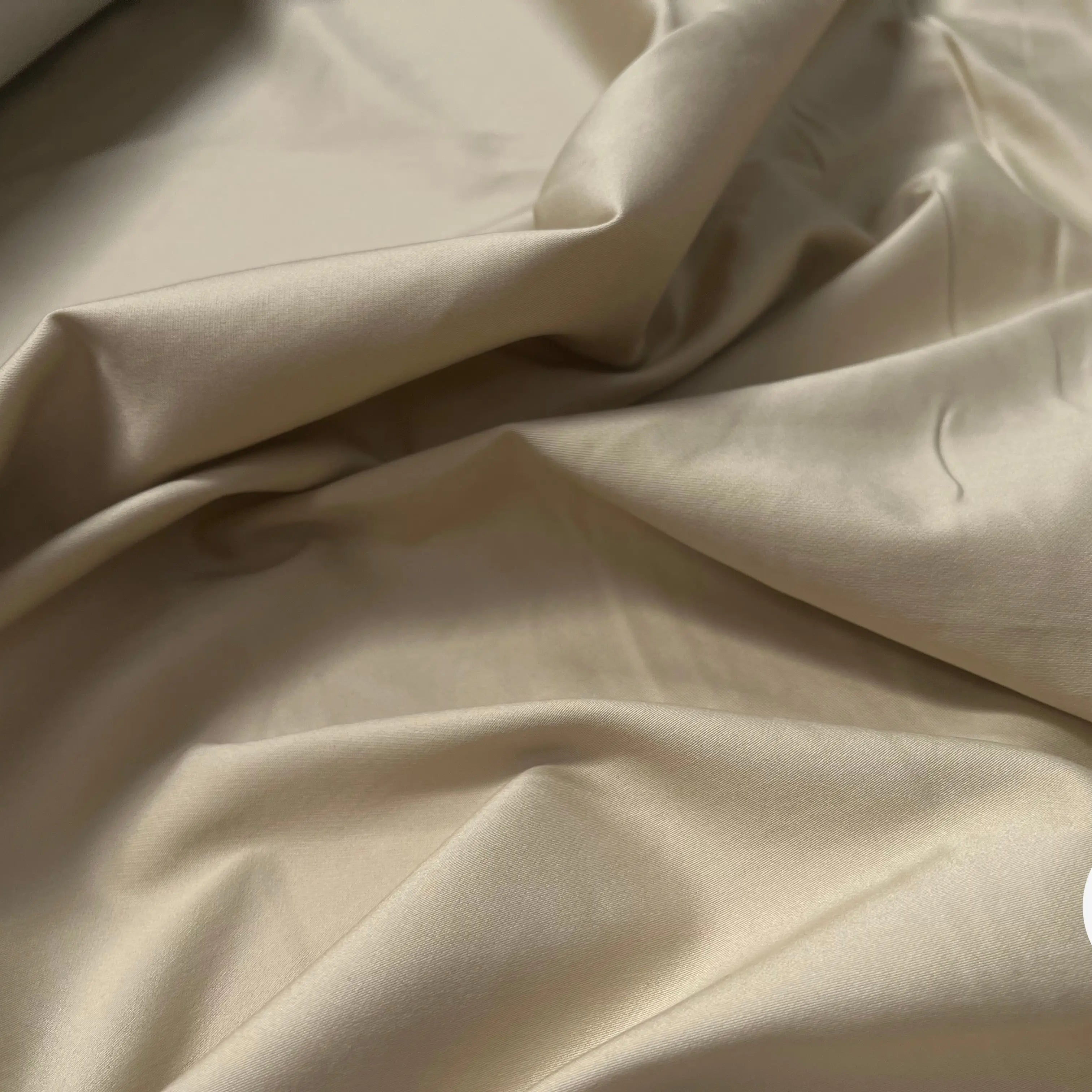 JEAN STRETCH TAUPE UNI LÉGÈREMENT SATINÉ - My Little Coupon