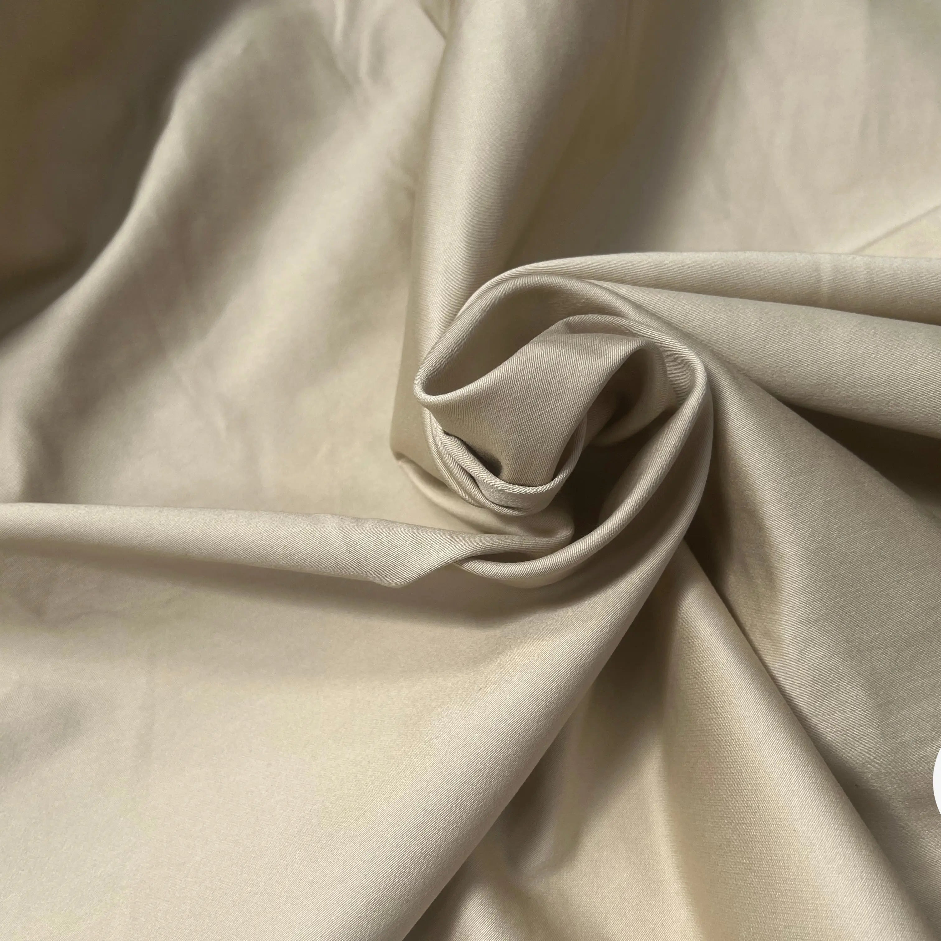 JEAN STRETCH TAUPE UNI LÉGÈREMENT SATINÉ - My Little Coupon