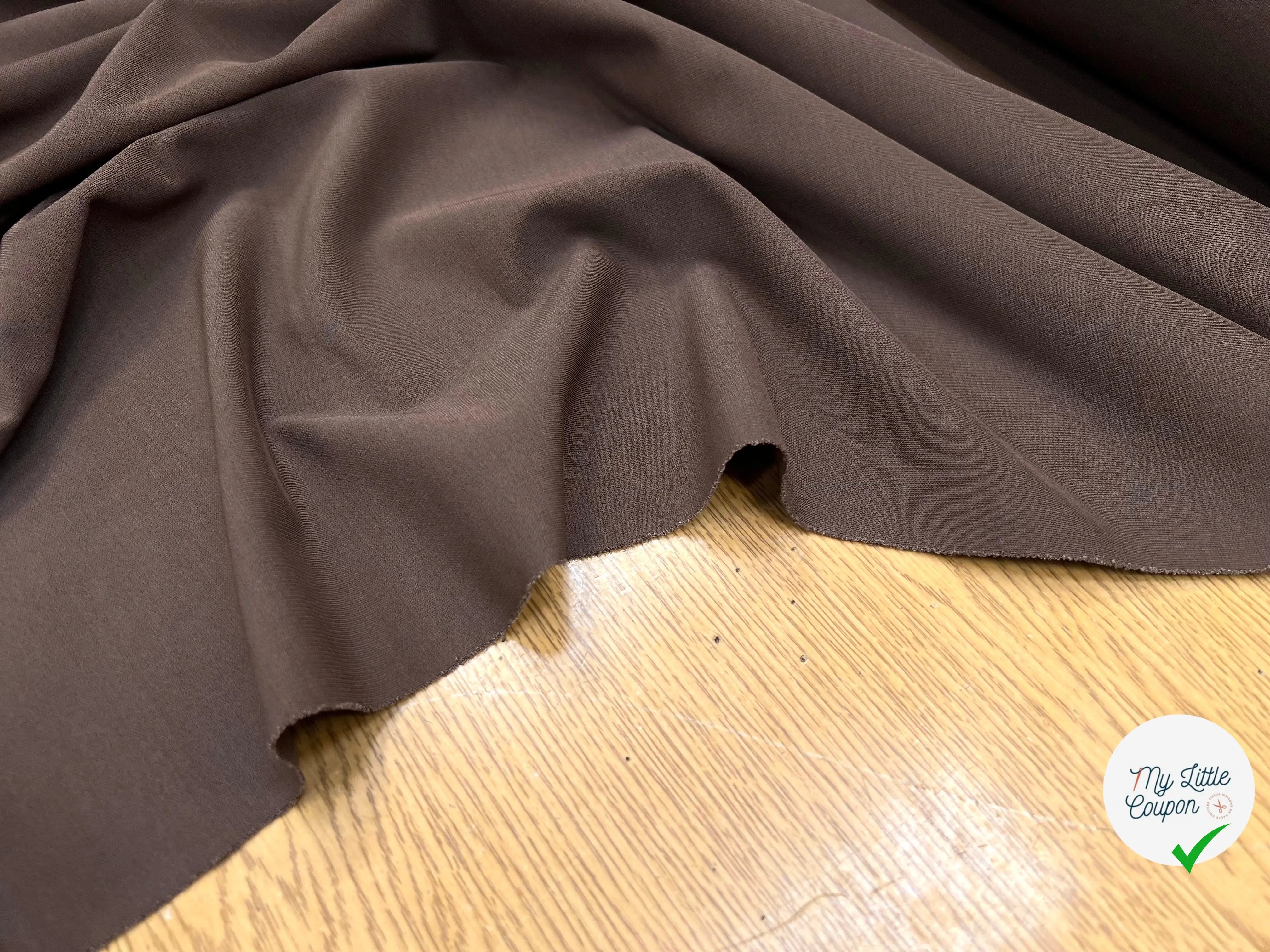 JERSEY ASPECT CRÊPE VISCOSE FROIDE 8% EA MARRON - My Little Coupon