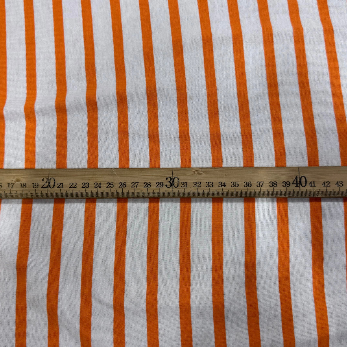 JERSEY DE COTON DOUX STRETCH NEIGE ET ORANGE FLUO FABRICATION RÉGION DE TROYES 🇫🇷 - My Little Coupon