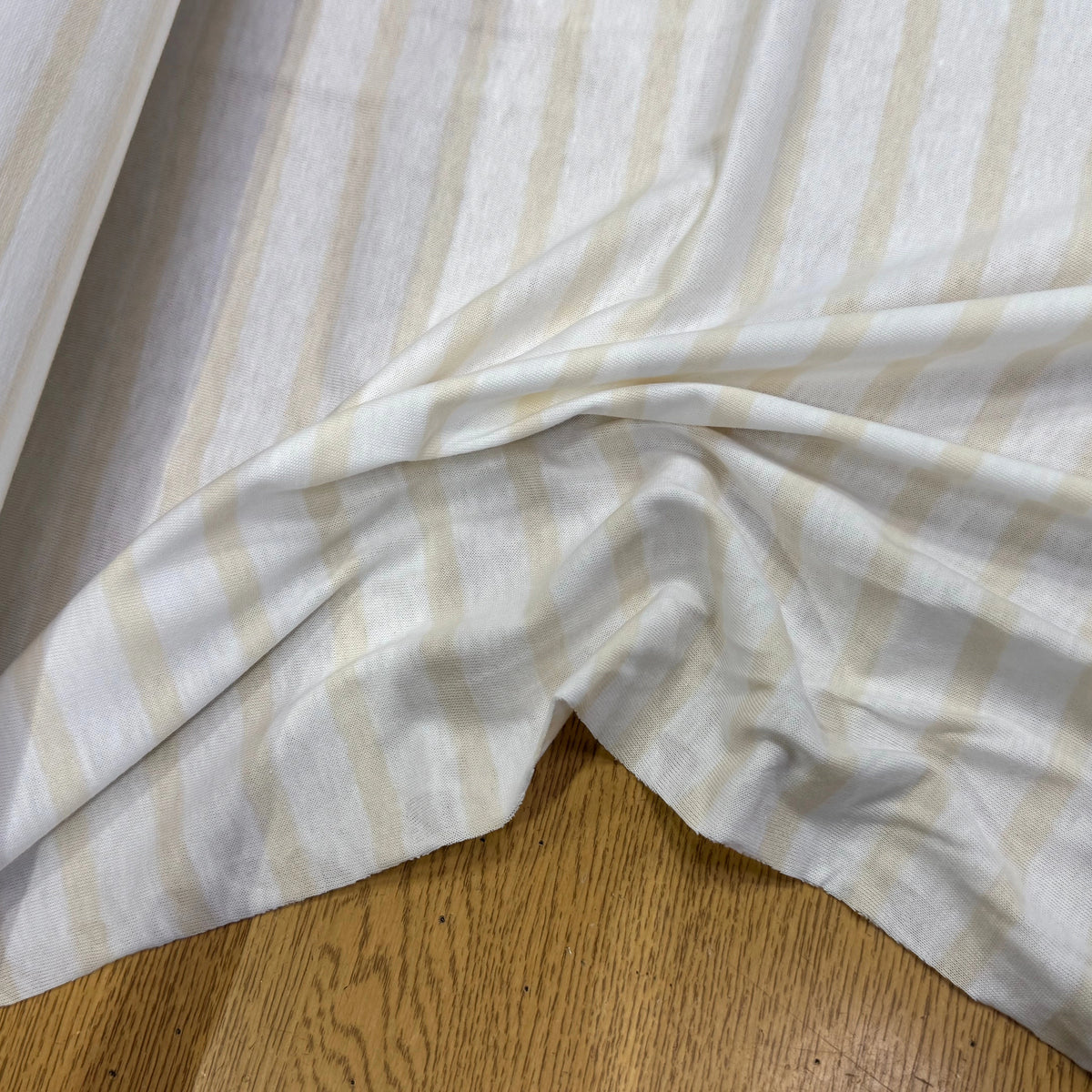 JERSEY DE COTON DOUX STRETCH RAYURES NEIGE ET ÉCRU FABRICATION RÉGION DE TROYES 🇫🇷 - My Little Coupon
