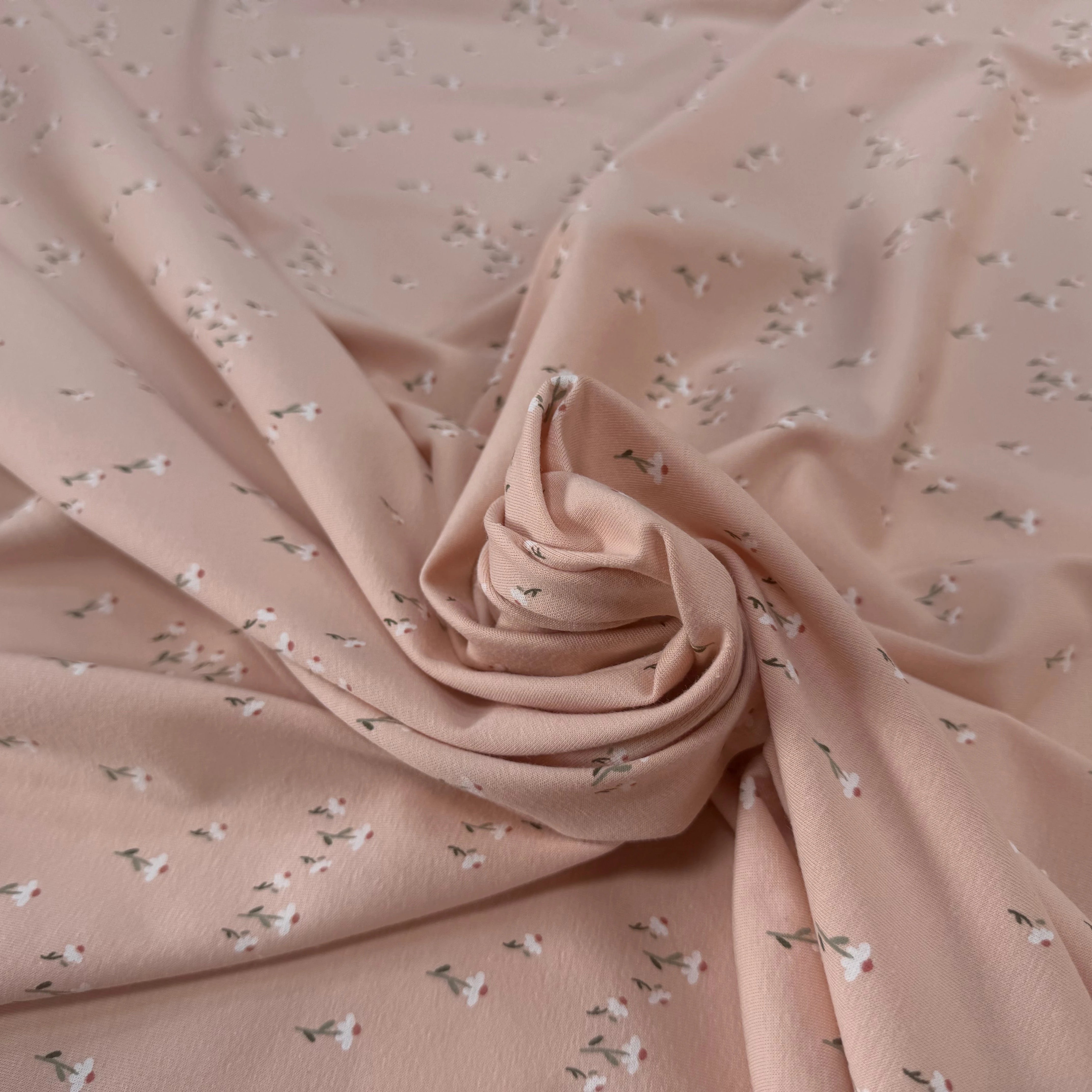 JERSEY DE COTON FLEURS ROSE POUDRÉ - My Little Coupon