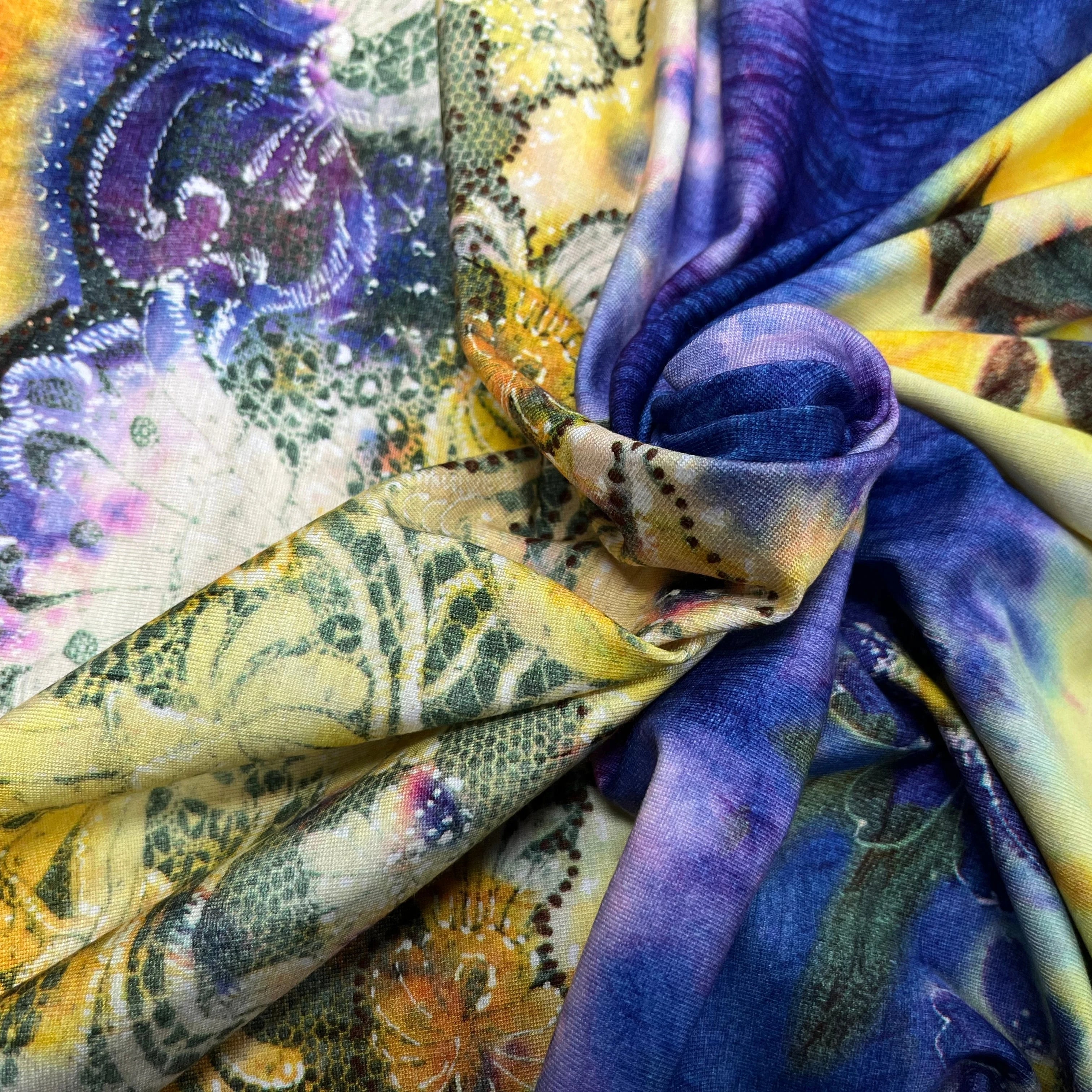 JERSEY DE COTON IMPRIMÉ FLEURS JAUNE&VIOLET - My Little Coupon