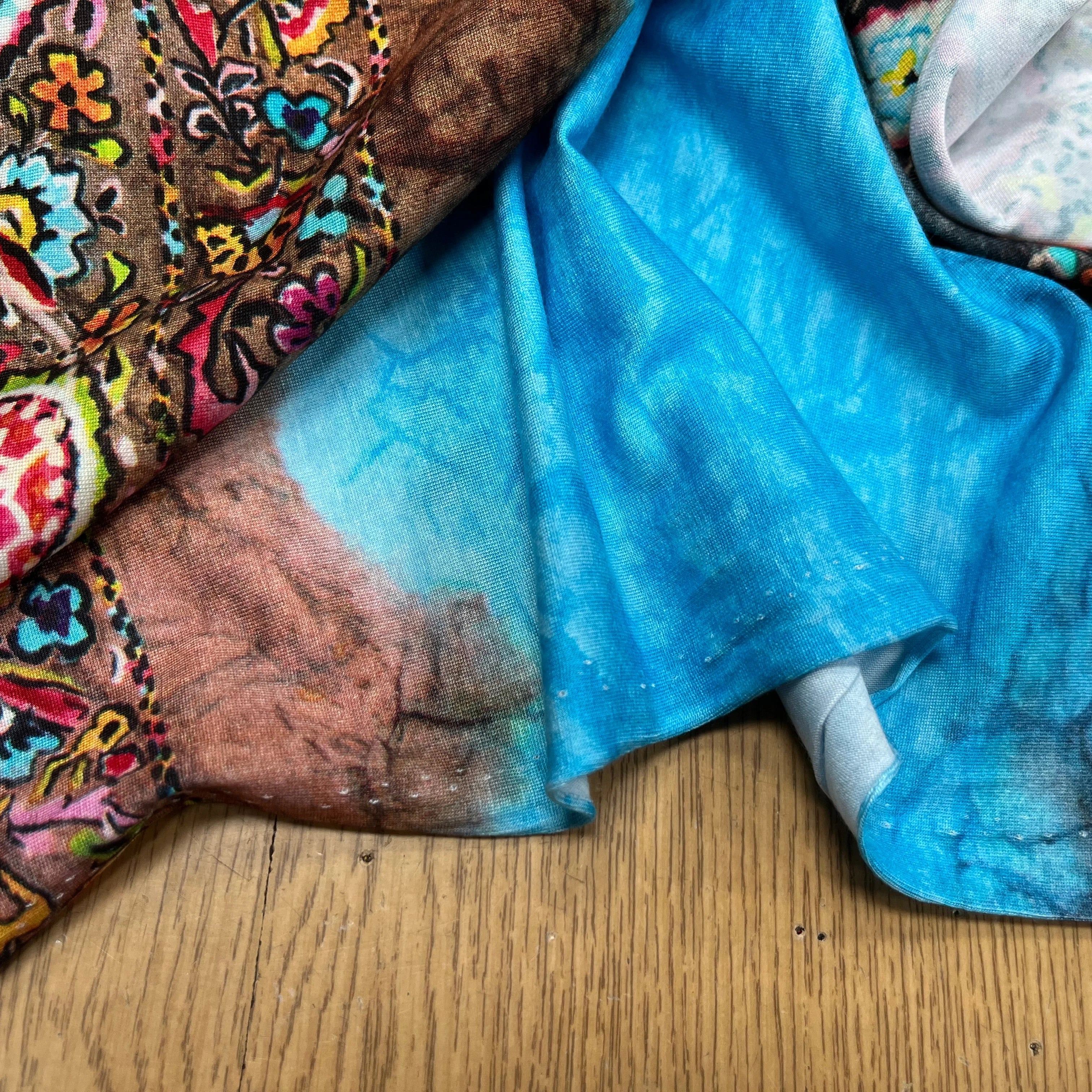 JERSEY DE COTON IMPRIMÉ PIMENT MULTICOLORES - My Little Coupon