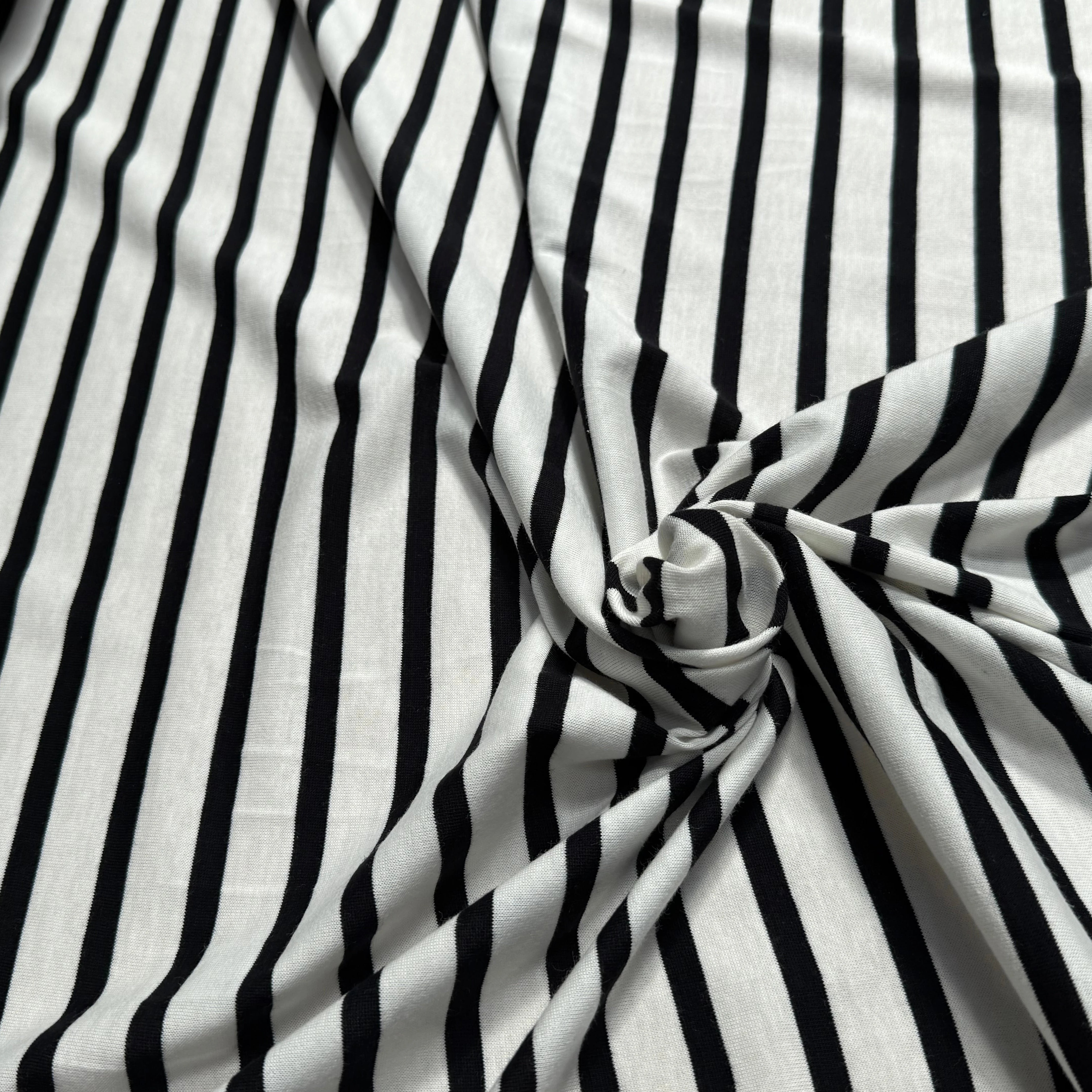 JERSEY DE COTON MARINIÈRE RAYURES SWAN/NOIR 145 - My Little Coupon