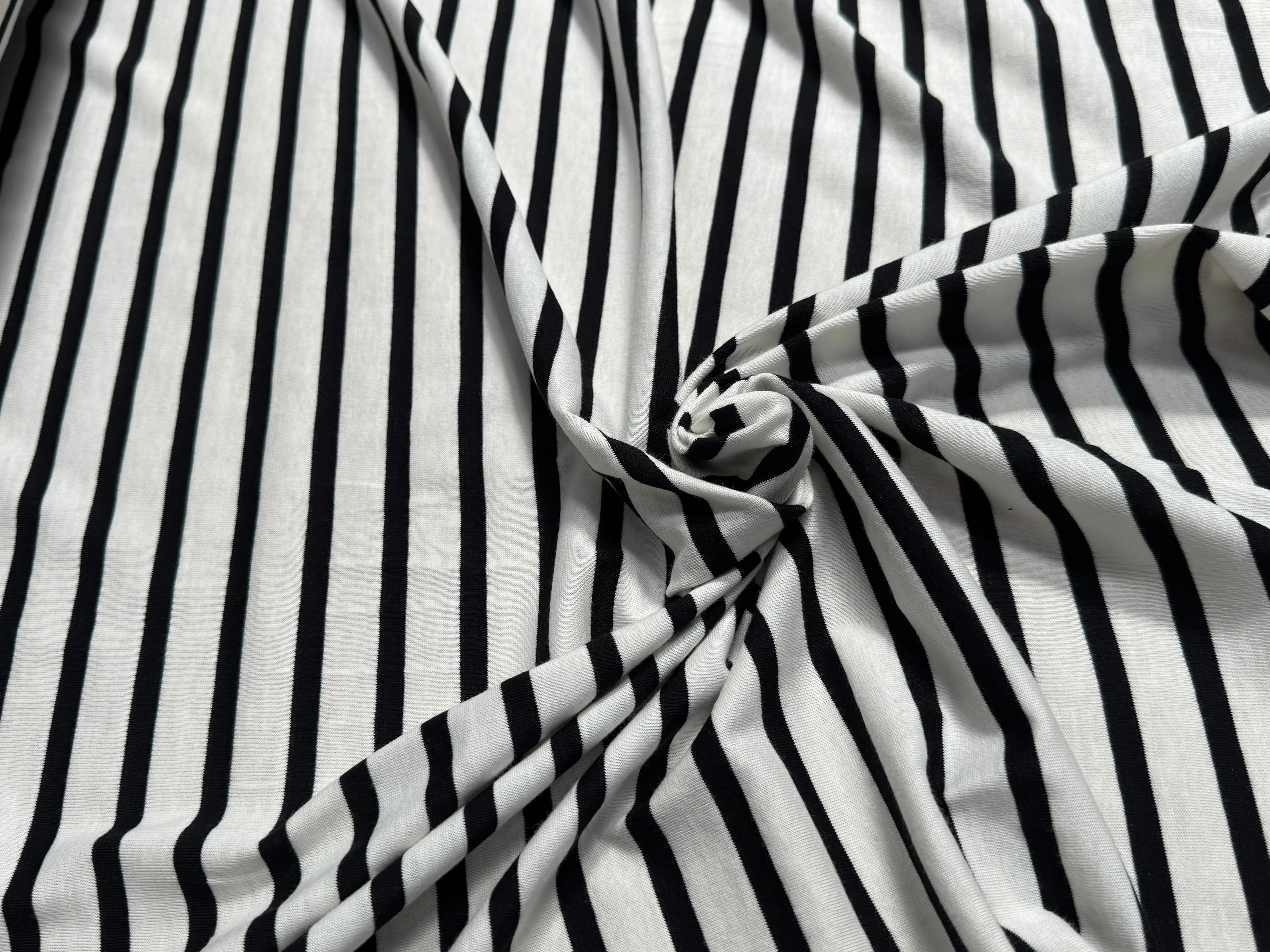 JERSEY DE COTON MARINIÈRE RAYURES SWAN/NOIR 145 - My Little Coupon