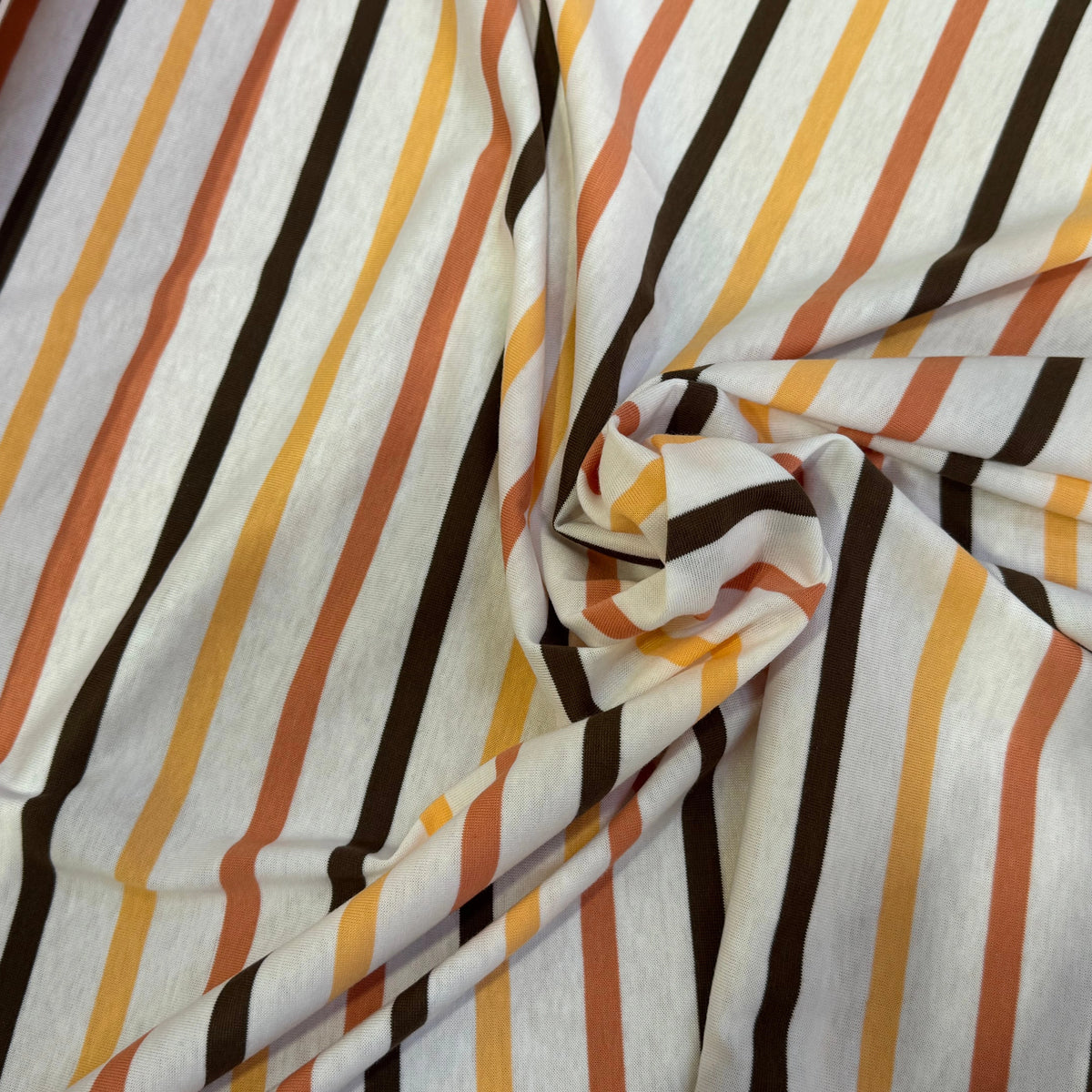 JERSEY DE COTON SUPER DOUX STRETCH RAYURES MULTICOLORES ORANGE JAUNE NOIR FABRICATION RÉGION DE TROYES 🇫🇷 - My Little Coupon