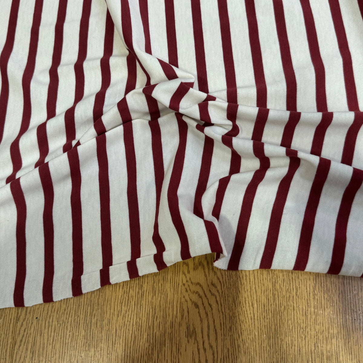 JERSEY DE COTON UNI ROUGE BRIQUE PROFOND FABRICATION RÉGION DE TROYES 🇫🇷 - My Little Coupon