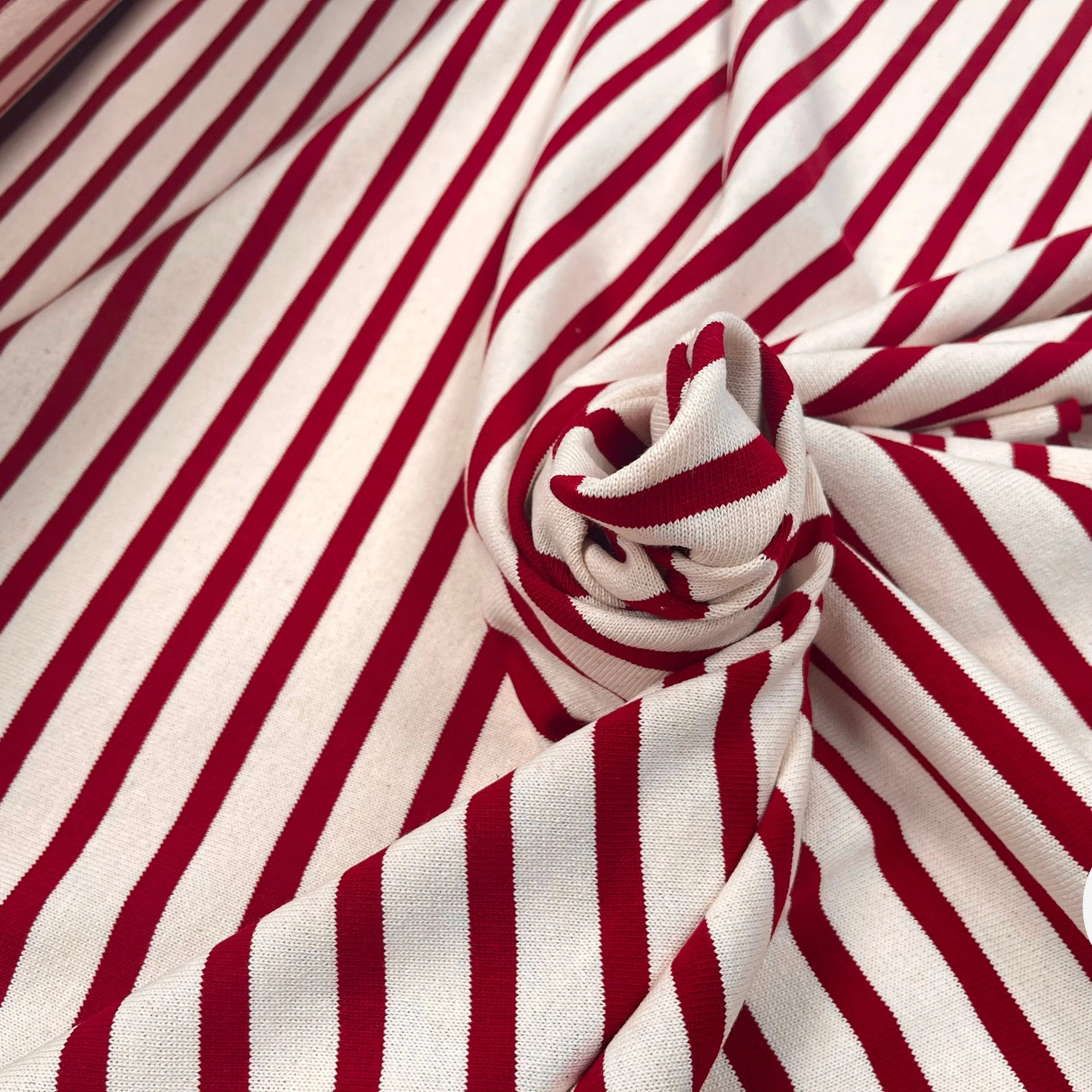 JERSEY LOURD CREME ROUGE PERSAN MADE IN FRANCE - My Little Coupon