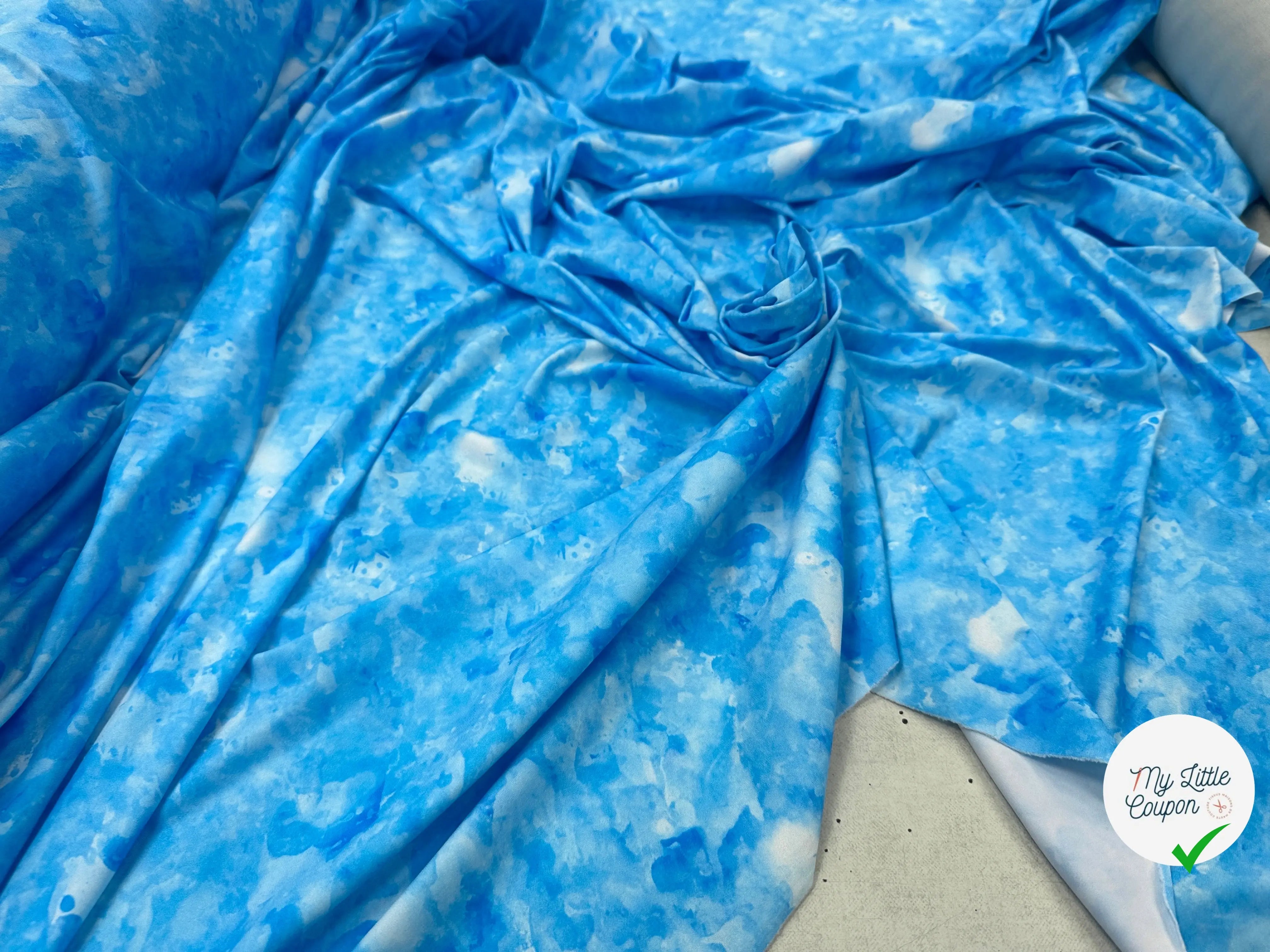 JERSEY NUAGE DE BLEU TOUCHER PEAU DE PECHE - My Little Coupon