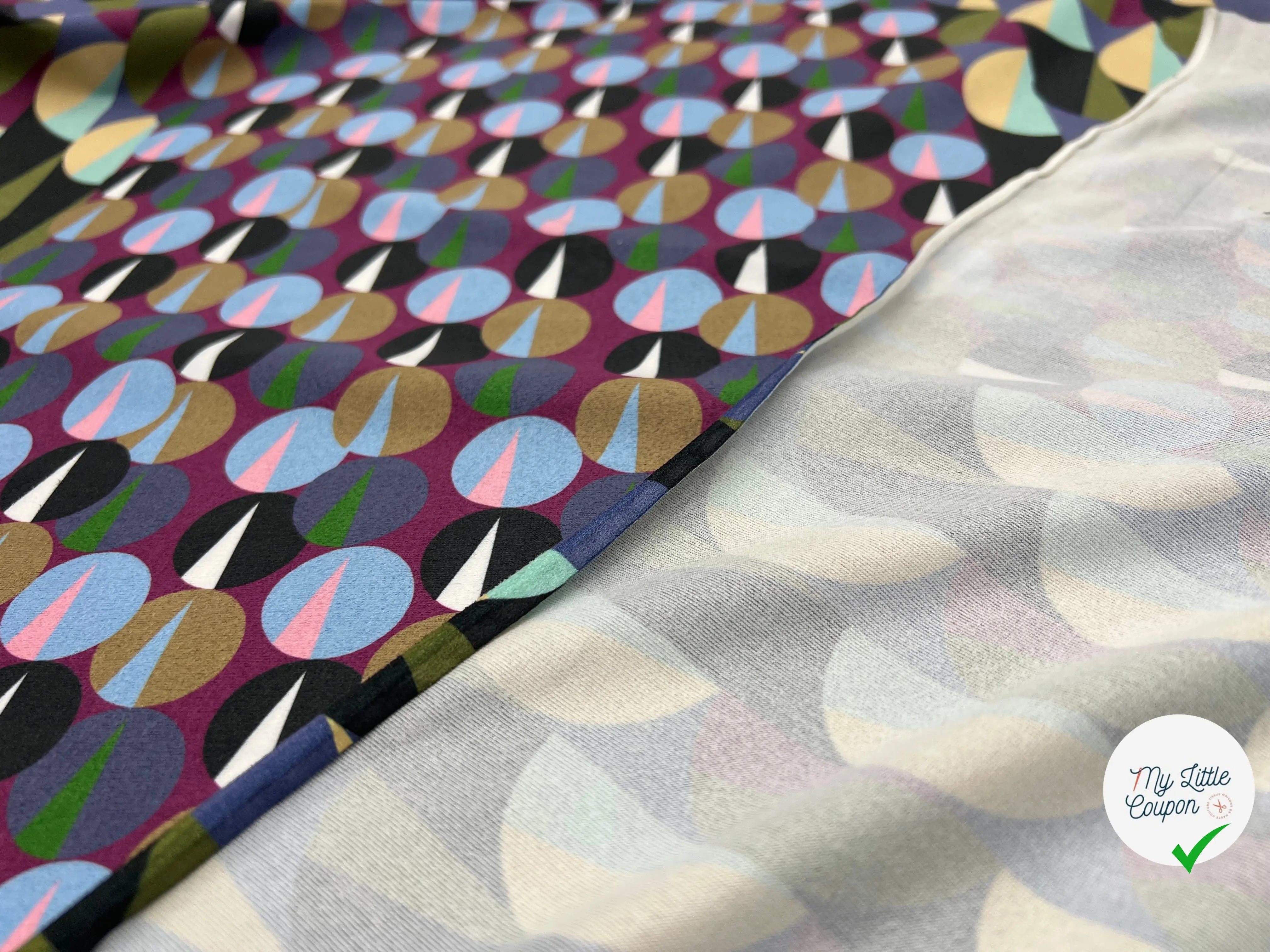 JERSEY STRETCH TOUCHER SUÈDE MELI MELO GÉOMÉTRIQUE - coupon de tissu de 3 mètres - My Little Coupon - tissu - coudre